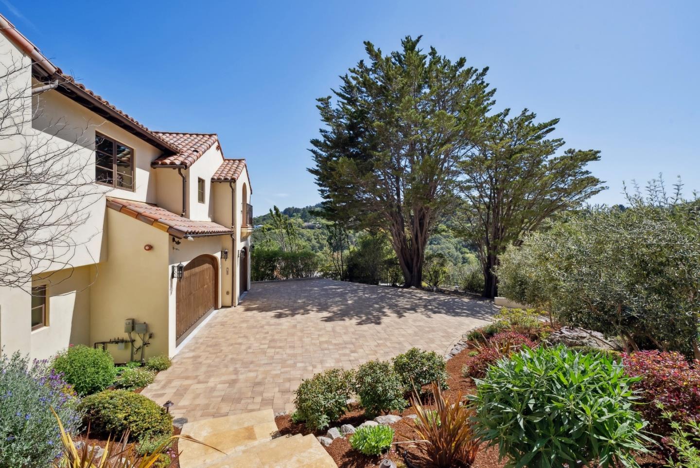 Detail Gallery Image 50 of 60 For 25 Searsville Ct, Hillsborough,  CA 94010 - 4 Beds | 4 Baths