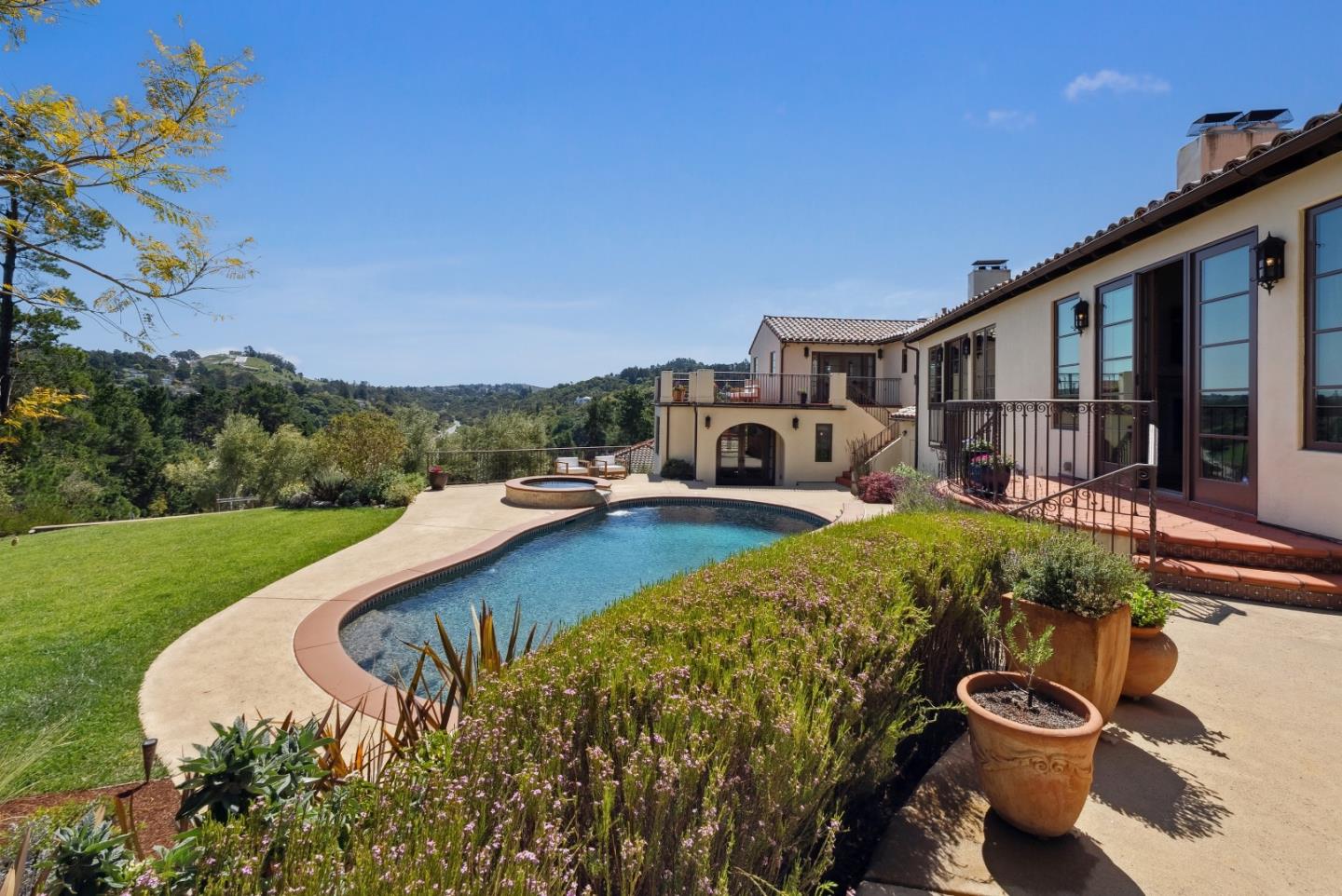 Detail Gallery Image 54 of 60 For 25 Searsville Ct, Hillsborough,  CA 94010 - 4 Beds | 4 Baths