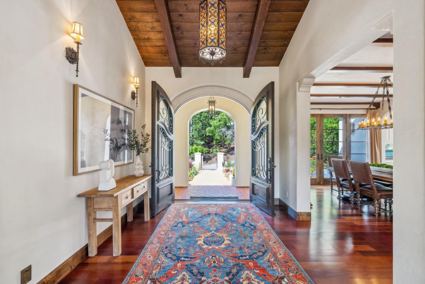 Detail Gallery Image 6 of 60 For 25 Searsville Ct, Hillsborough,  CA 94010 - 4 Beds | 4 Baths