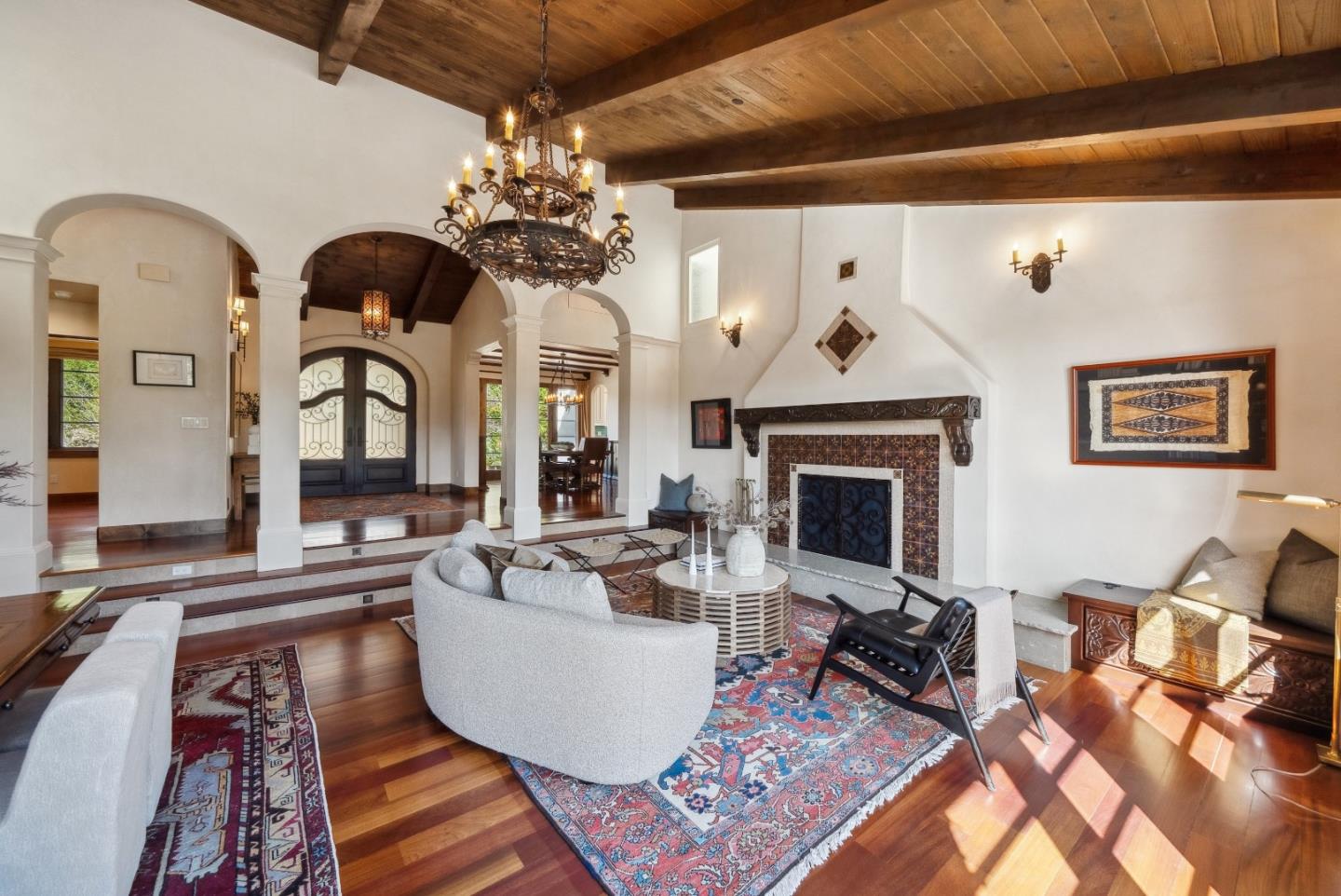 Detail Gallery Image 9 of 60 For 25 Searsville Ct, Hillsborough,  CA 94010 - 4 Beds | 4 Baths