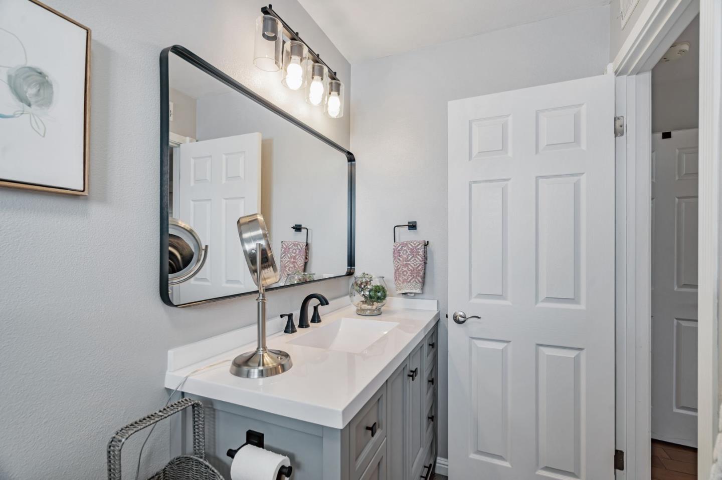 Detail Gallery Image 31 of 43 For 1600 Willowgate Dr, San Jose,  CA 95118 - 3 Beds | 2 Baths