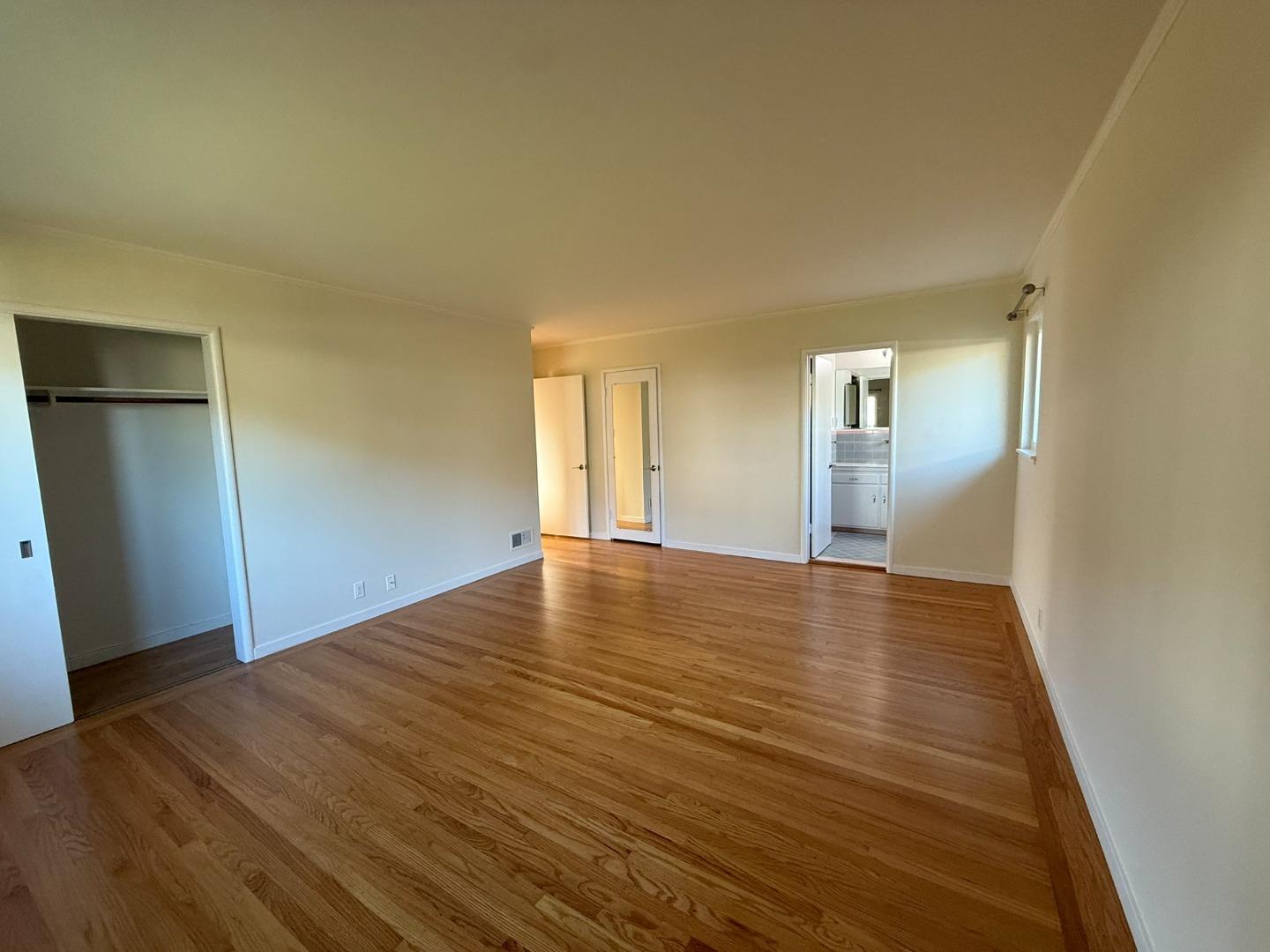 Detail Gallery Image 10 of 23 For 209 Malcolm Ave, Belmont,  CA 94002 - 2 Beds | 2 Baths