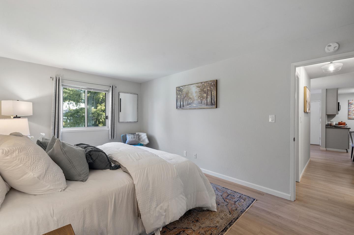 property-img