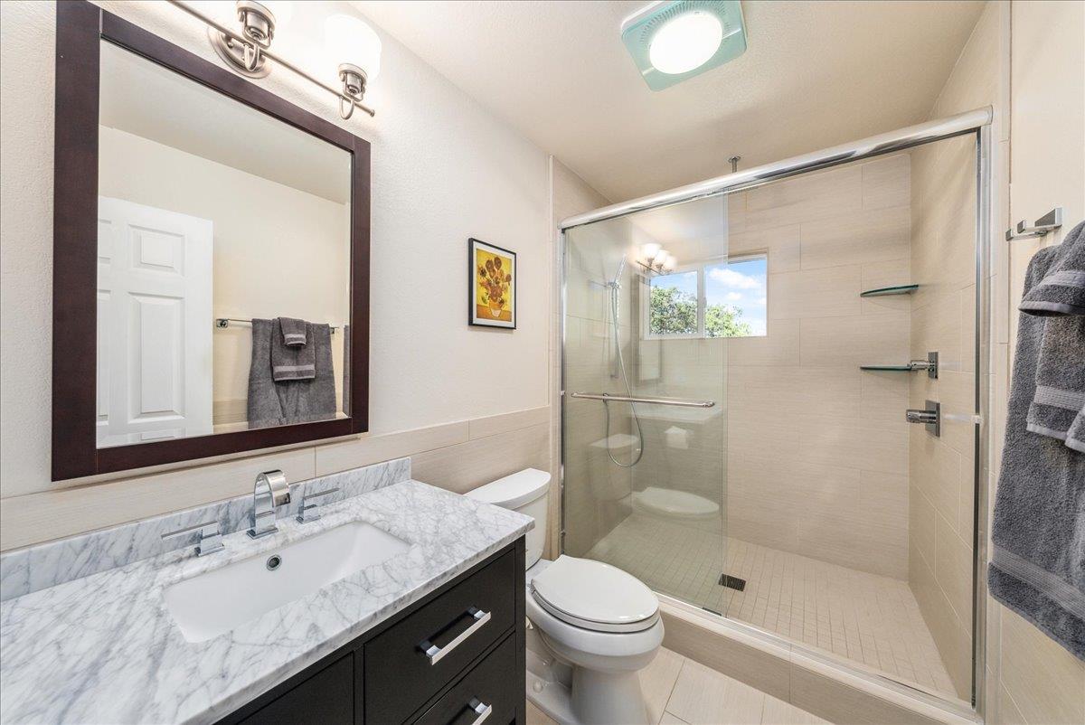 Detail Gallery Image 27 of 44 For 24805 Corte Poco, Salinas,  CA 93908 - 3 Beds | 3/1 Baths