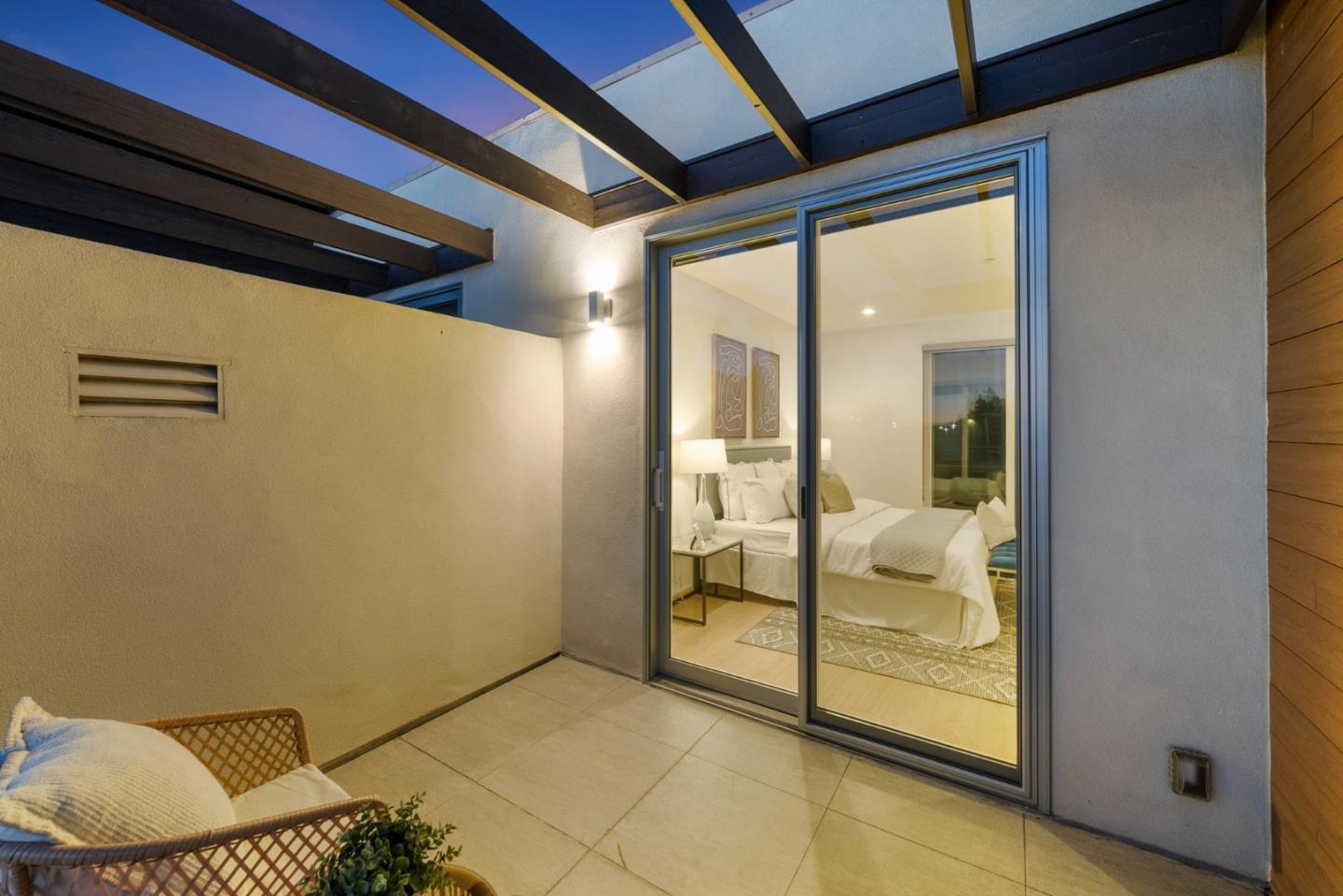Detail Gallery Image 10 of 114 For 1713 Lawrence Rd, Santa Clara,  CA 95051 - 5 Beds | 3/1 Baths