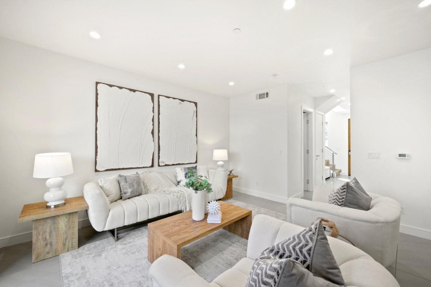 Detail Gallery Image 14 of 114 For 1713 Lawrence Rd, Santa Clara,  CA 95051 - 5 Beds | 3/1 Baths