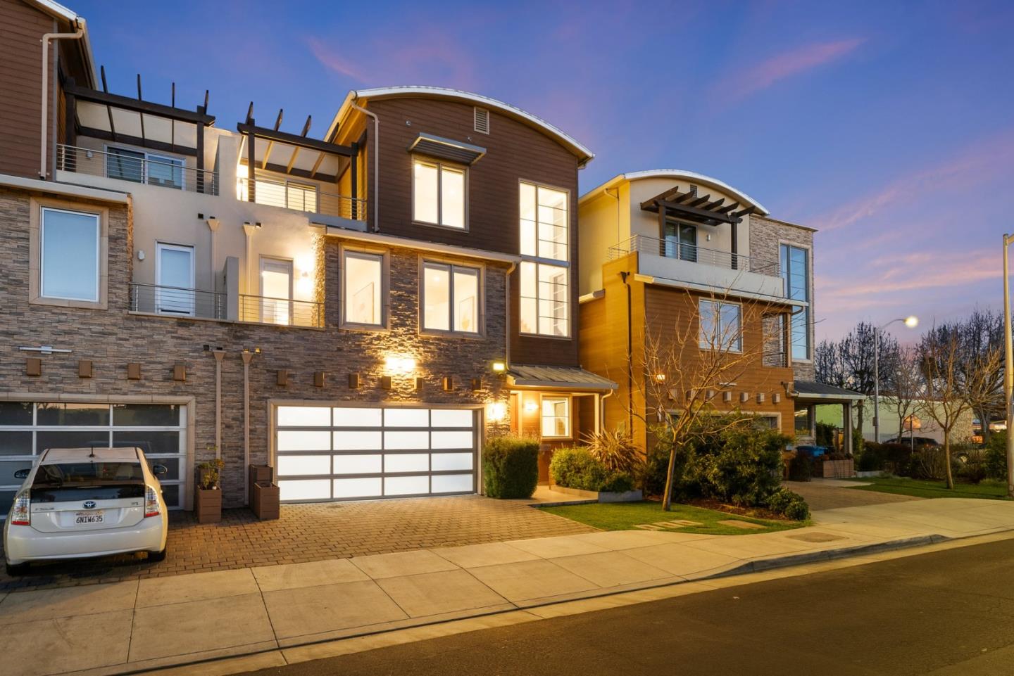 Detail Gallery Image 2 of 114 For 1713 Lawrence Rd, Santa Clara,  CA 95051 - 5 Beds | 3/1 Baths