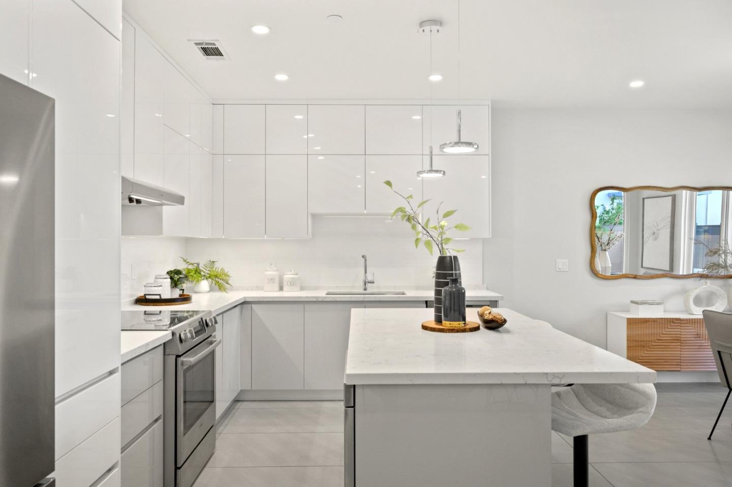 Detail Gallery Image 20 of 114 For 1713 Lawrence Rd, Santa Clara,  CA 95051 - 5 Beds | 3/1 Baths