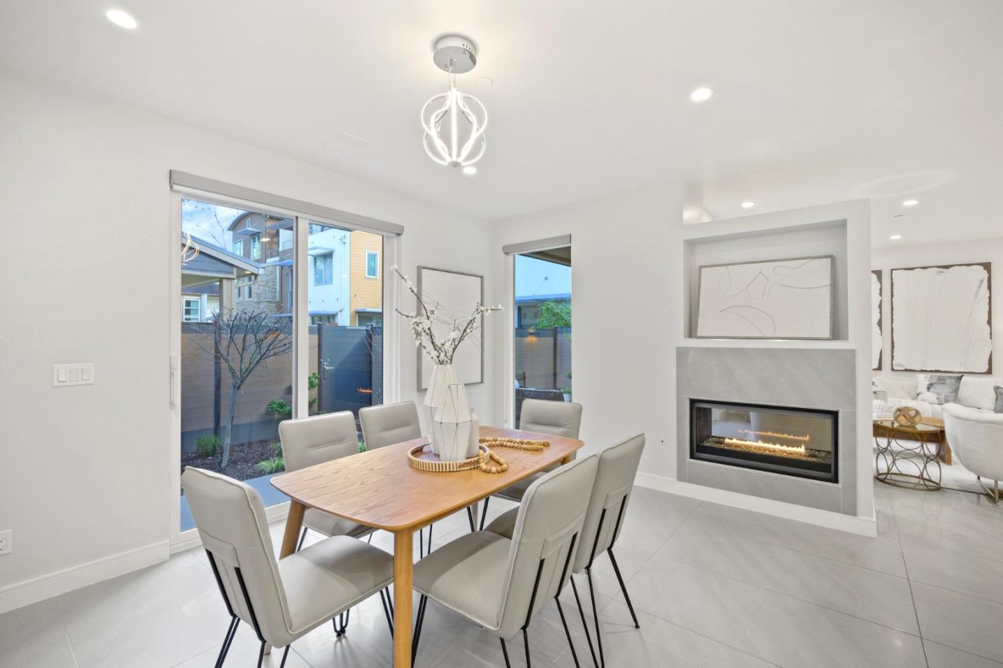 Detail Gallery Image 25 of 114 For 1713 Lawrence Rd, Santa Clara,  CA 95051 - 5 Beds | 3/1 Baths