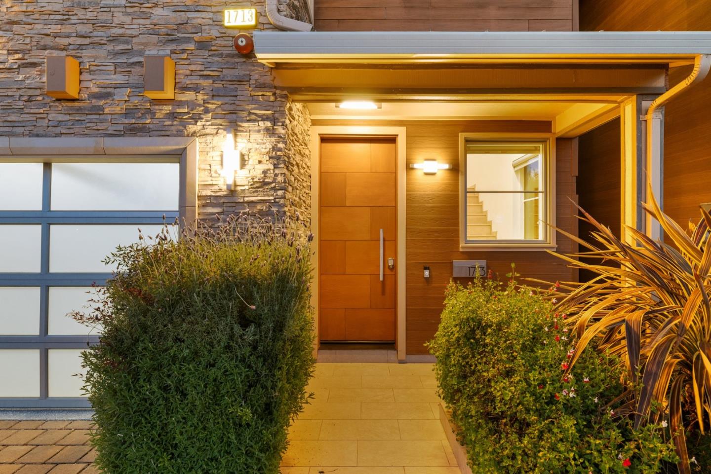 Detail Gallery Image 3 of 114 For 1713 Lawrence Rd, Santa Clara,  CA 95051 - 5 Beds | 3/1 Baths