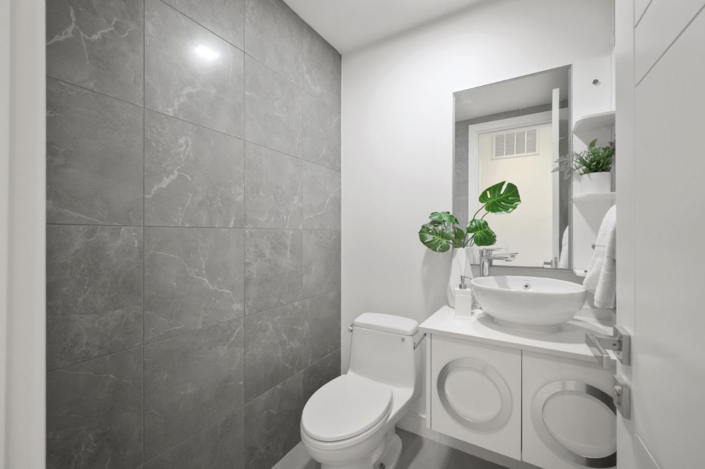 Detail Gallery Image 30 of 114 For 1713 Lawrence Rd, Santa Clara,  CA 95051 - 5 Beds | 3/1 Baths
