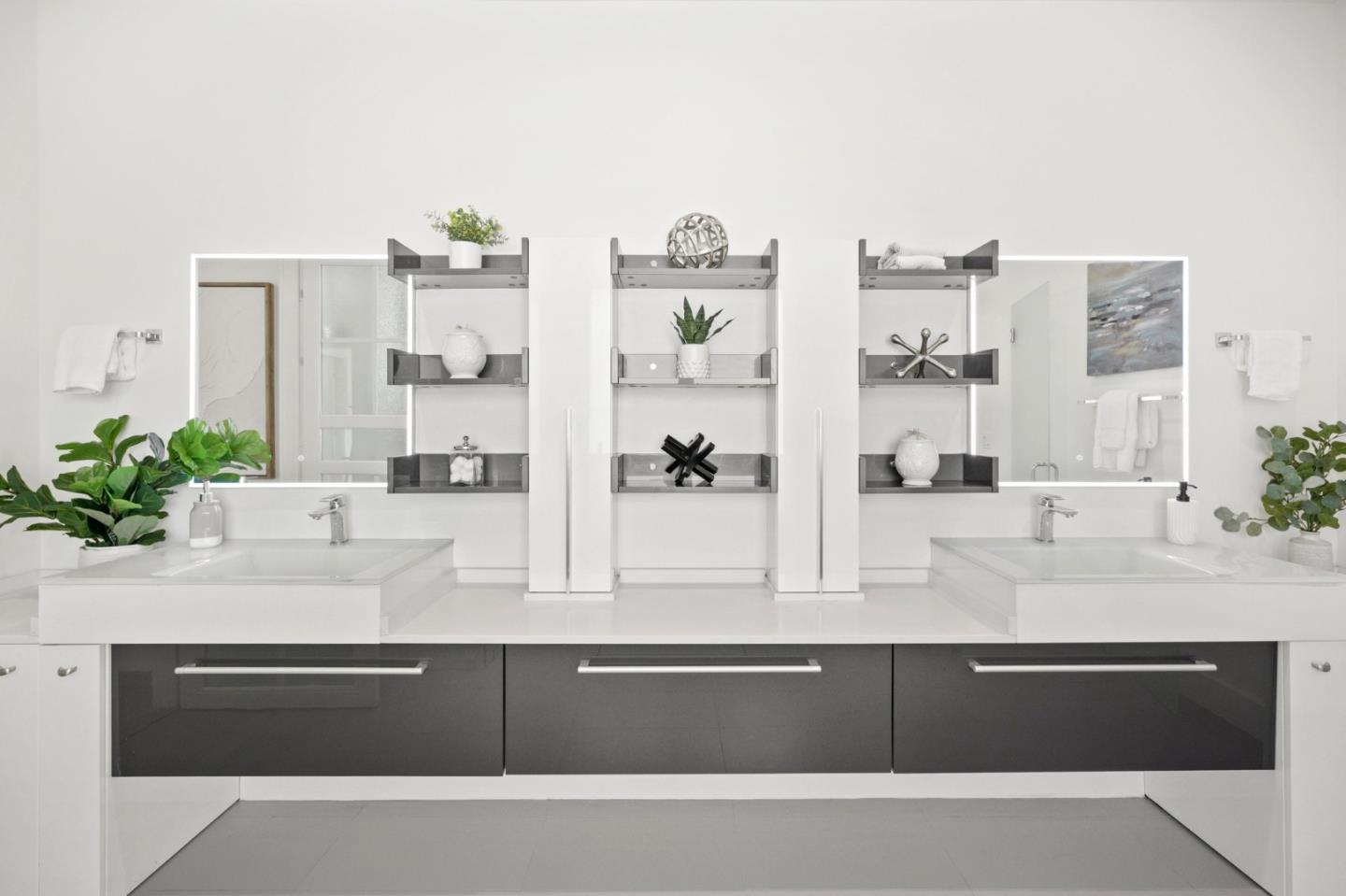 Detail Gallery Image 40 of 114 For 1713 Lawrence Rd, Santa Clara,  CA 95051 - 5 Beds | 3/1 Baths
