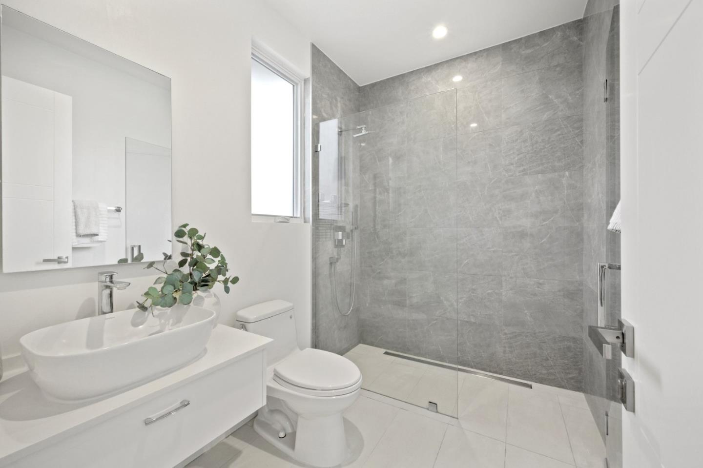 Detail Gallery Image 44 of 114 For 1713 Lawrence Rd, Santa Clara,  CA 95051 - 5 Beds | 3/1 Baths