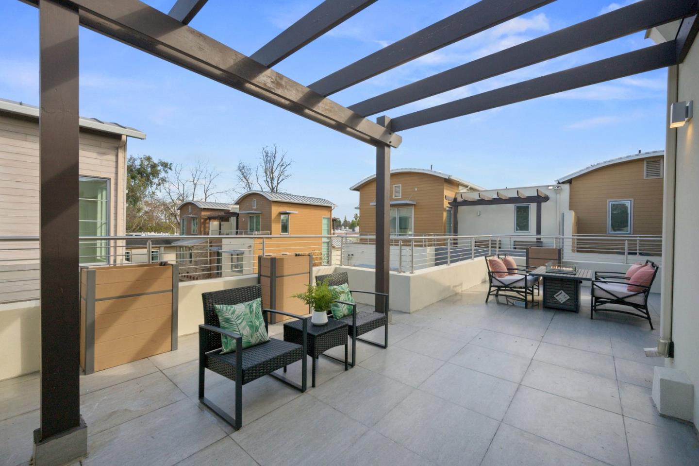 Detail Gallery Image 69 of 114 For 1713 Lawrence Rd, Santa Clara,  CA 95051 - 5 Beds | 3/1 Baths
