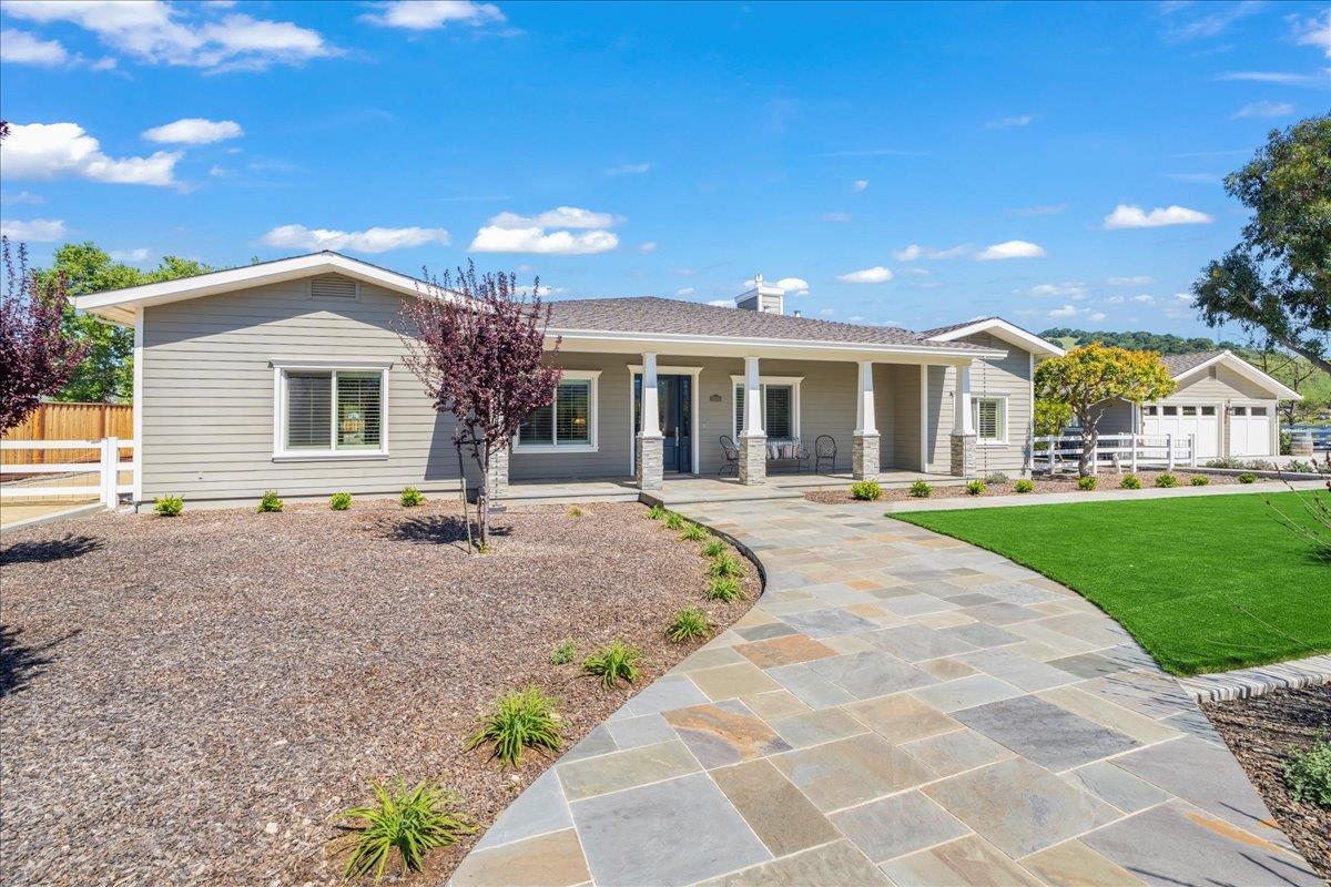 Detail Gallery Image 23 of 82 For 22551 San Vicente Ave, San Jose,  CA 95120 - 4 Beds | 3 Baths