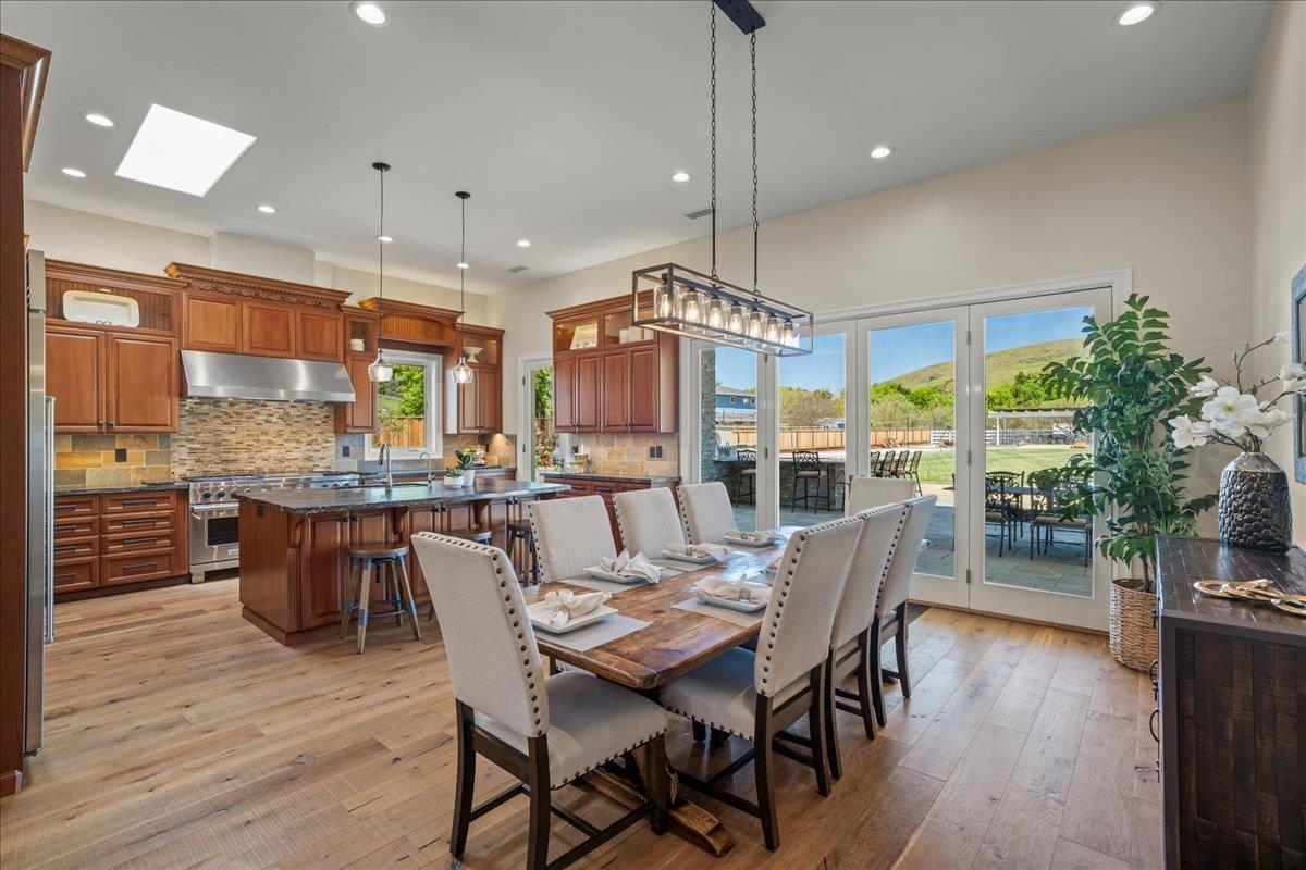 Detail Gallery Image 33 of 82 For 22551 San Vicente Ave, San Jose,  CA 95120 - 4 Beds | 3 Baths