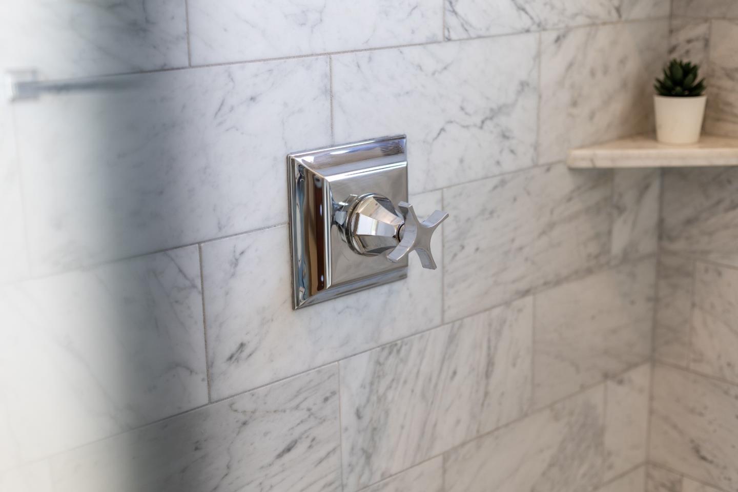 Detail Gallery Image 23 of 48 For 409 Windham St, Santa Cruz,  CA 95062 - 5 Beds | 5 Baths