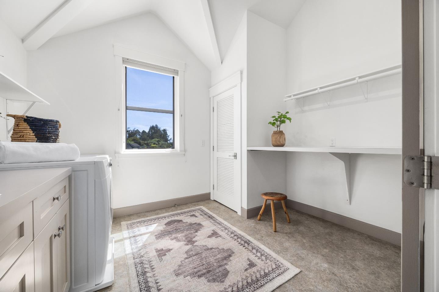 Detail Gallery Image 46 of 48 For 409 Windham St, Santa Cruz,  CA 95062 - 5 Beds | 5 Baths