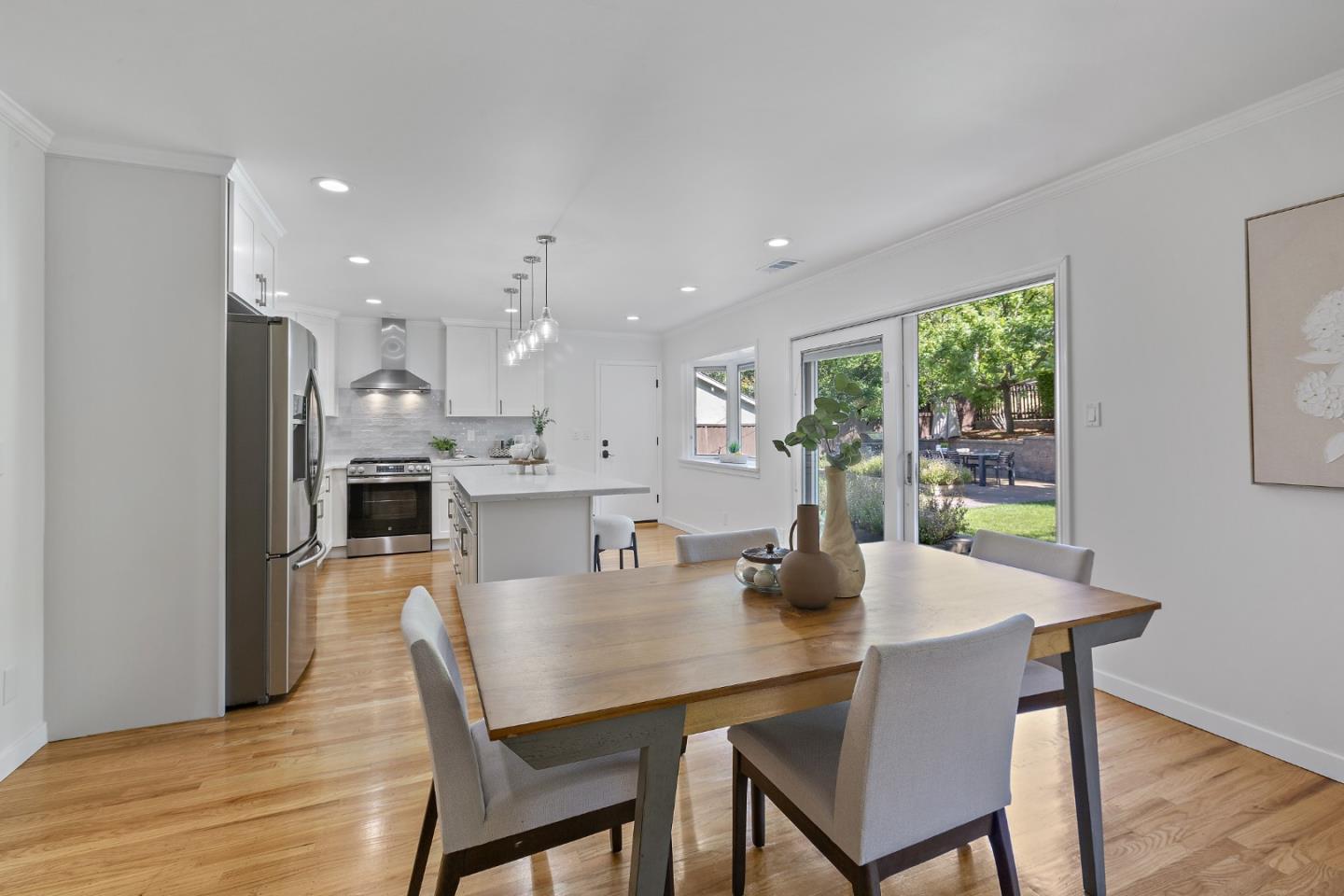 Detail Gallery Image 15 of 38 For 2168 Blossom Crest Way, San Jose,  CA 95124 - 3 Beds | 2 Baths