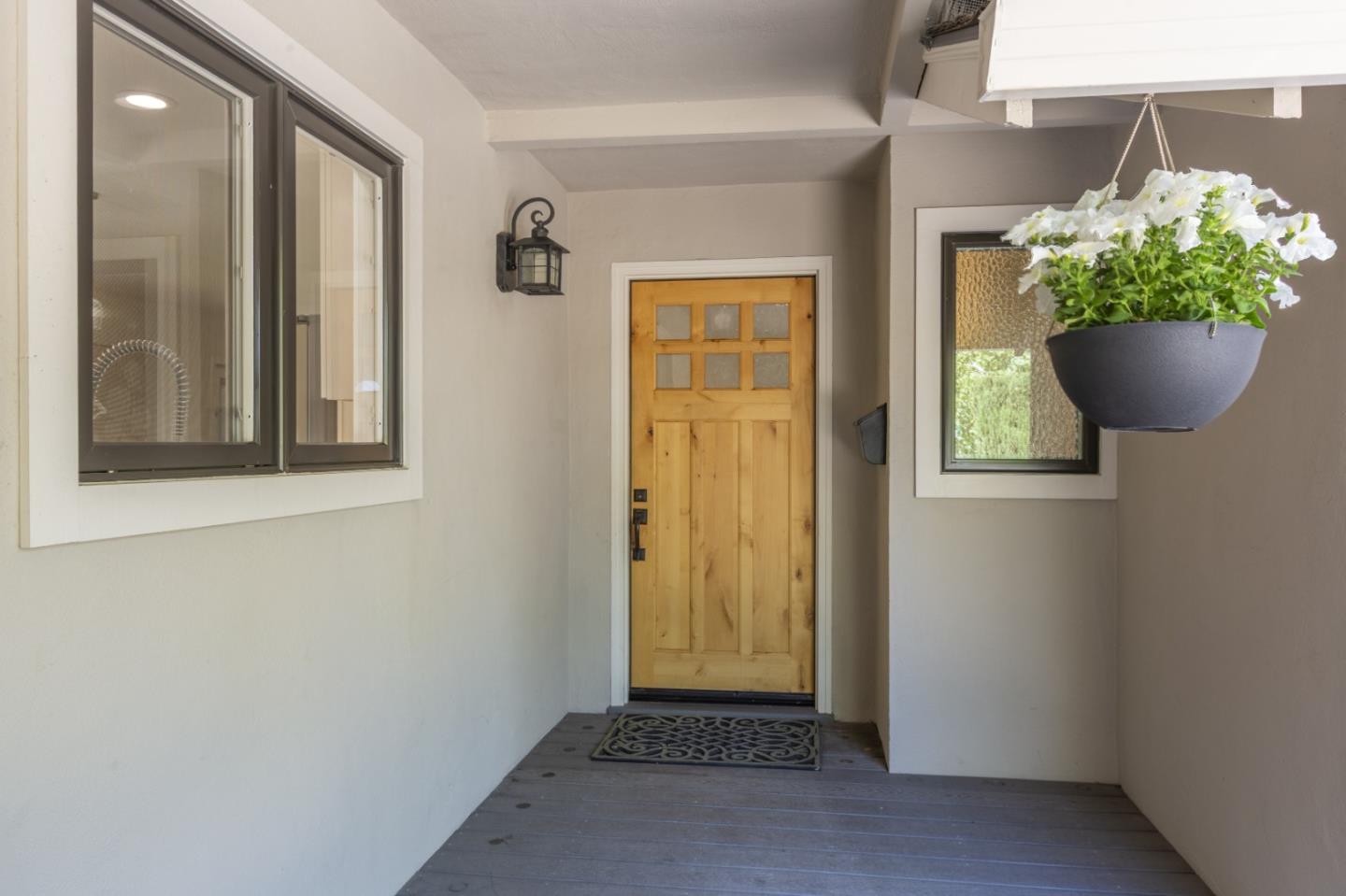Detail Gallery Image 6 of 38 For 2168 Blossom Crest Way, San Jose,  CA 95124 - 3 Beds | 2 Baths