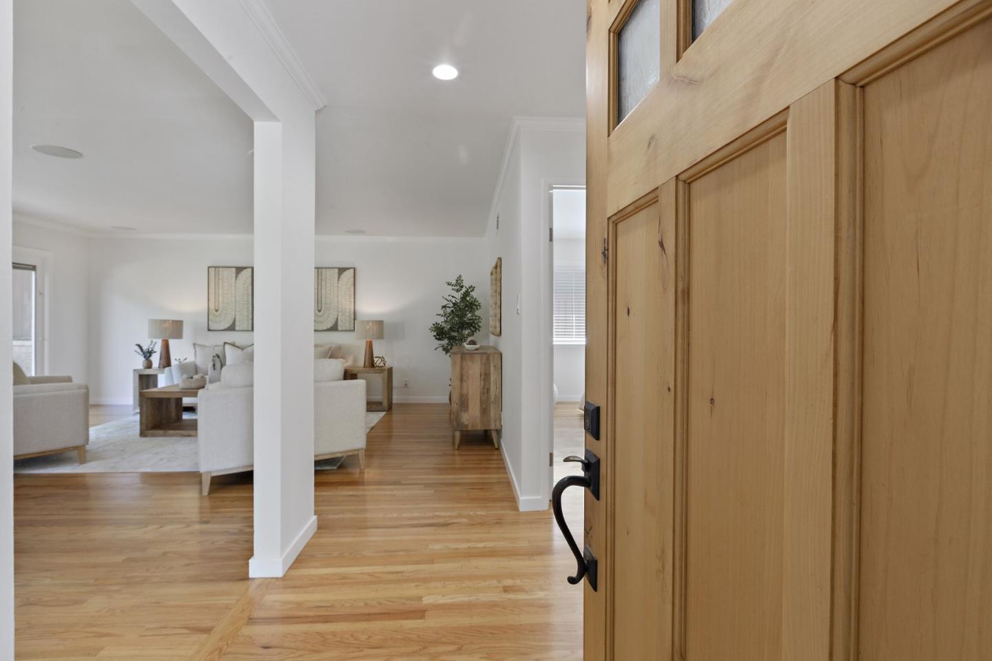 Detail Gallery Image 7 of 38 For 2168 Blossom Crest Way, San Jose,  CA 95124 - 3 Beds | 2 Baths