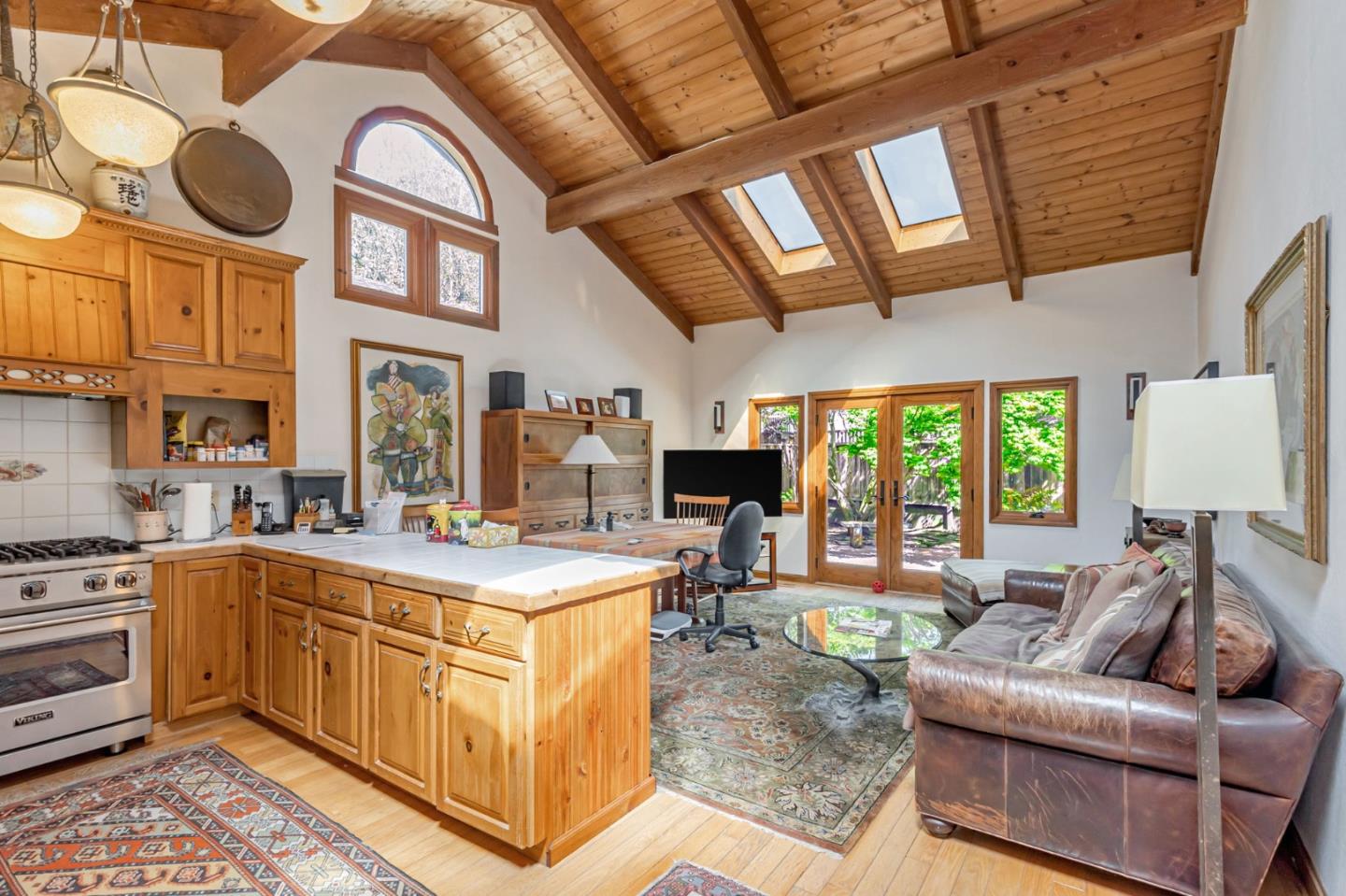 Detail Gallery Image 17 of 74 For 1025 Tamarind St, Montara,  CA 94037 - 3 Beds | 2 Baths