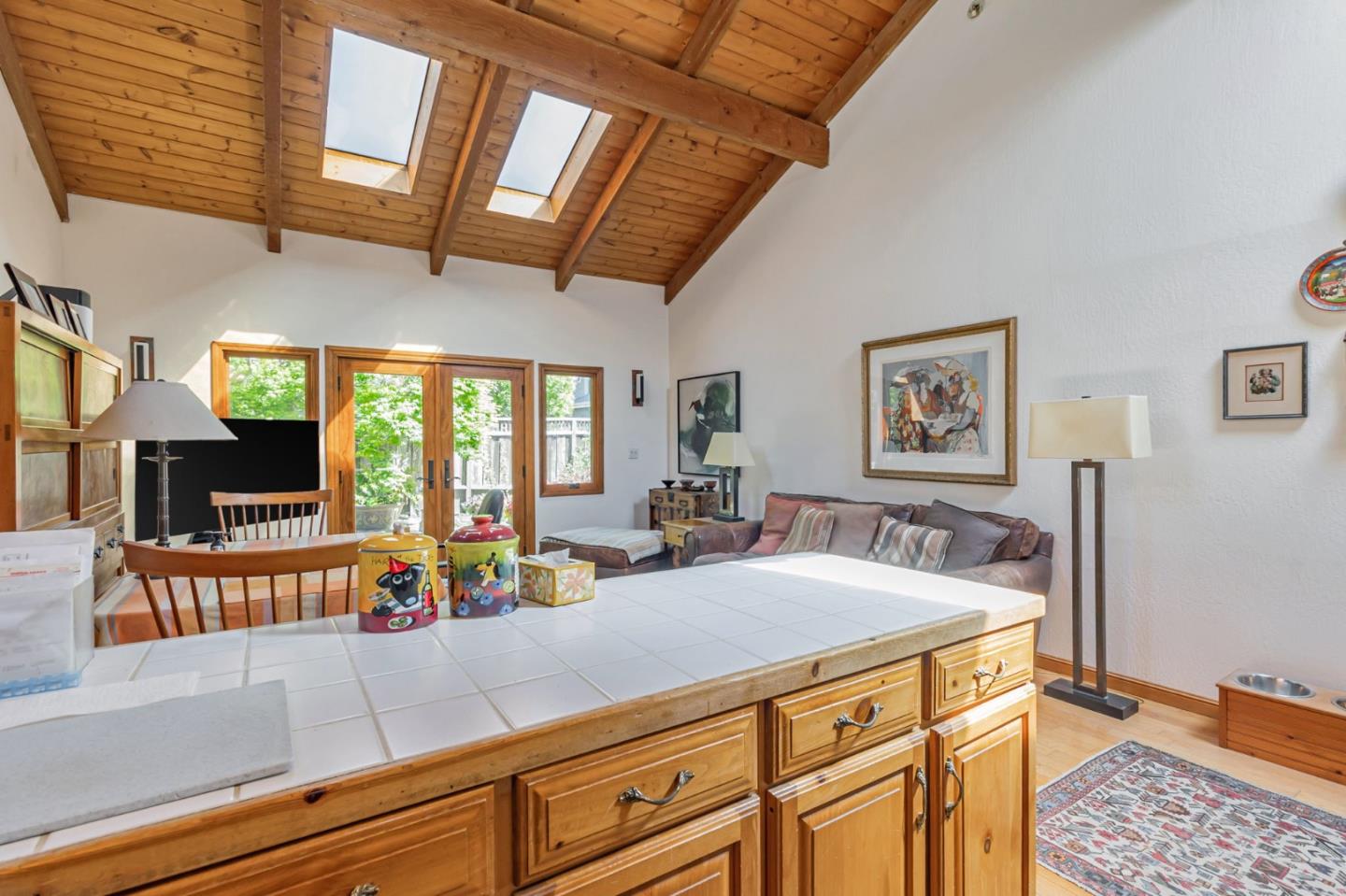 Detail Gallery Image 24 of 74 For 1025 Tamarind St, Montara,  CA 94037 - 3 Beds | 2 Baths
