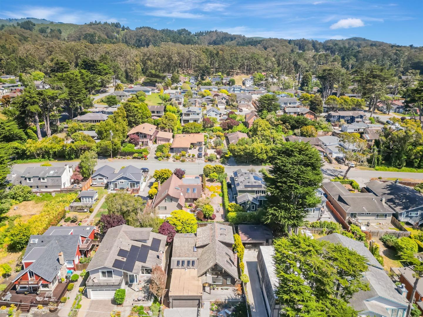Detail Gallery Image 57 of 74 For 1025 Tamarind St, Montara,  CA 94037 - 3 Beds | 2 Baths