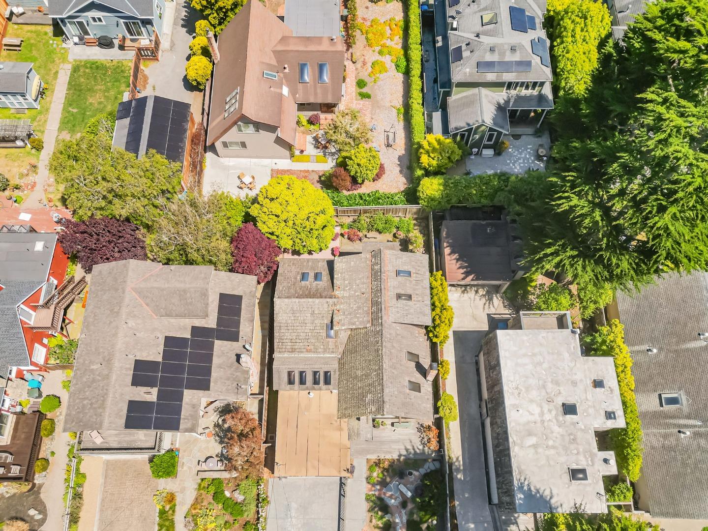 Detail Gallery Image 59 of 74 For 1025 Tamarind St, Montara,  CA 94037 - 3 Beds | 2 Baths