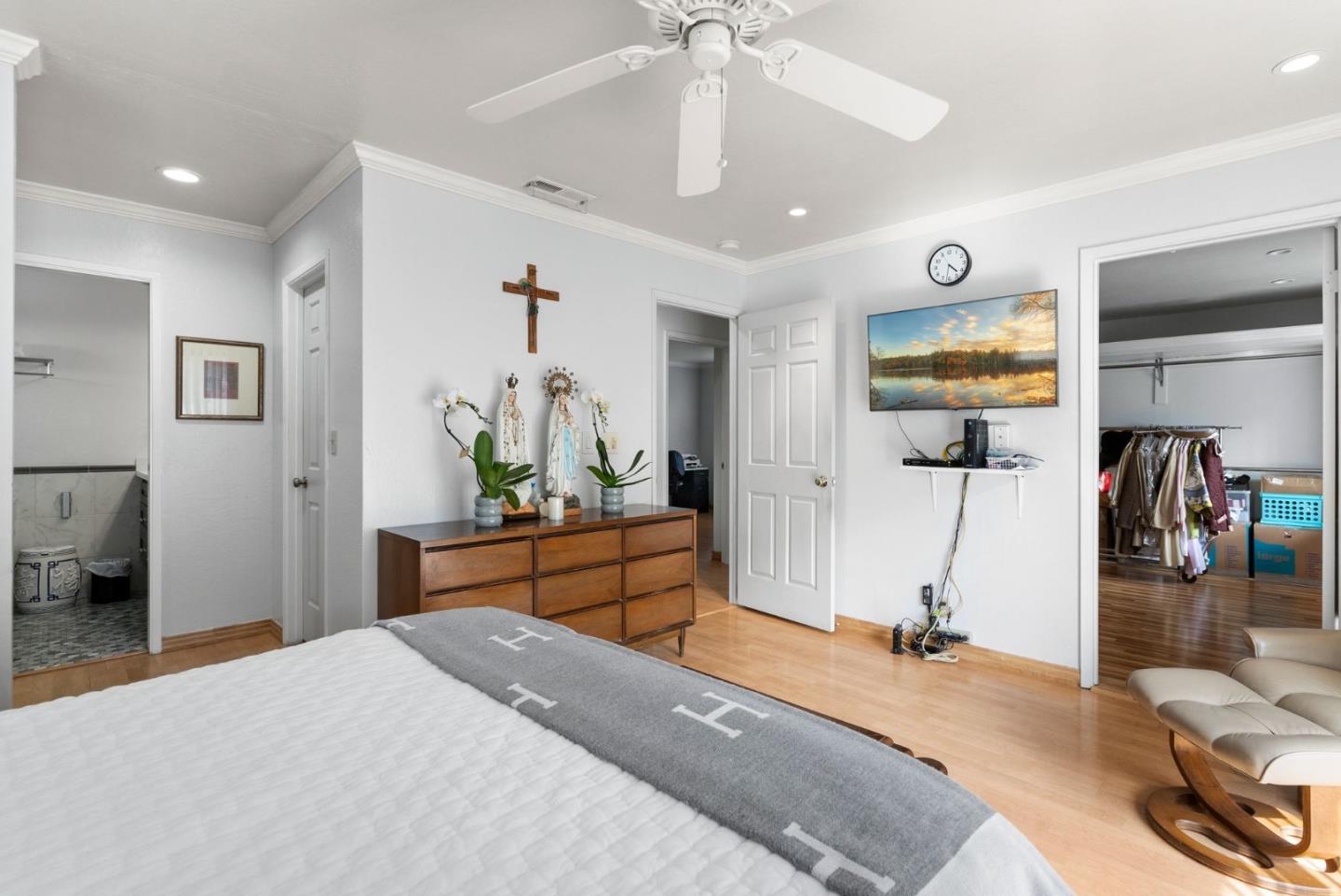 Detail Gallery Image 20 of 29 For 40 Shelter Creek Ln, San Bruno,  CA 94066 - 5 Beds | 4 Baths