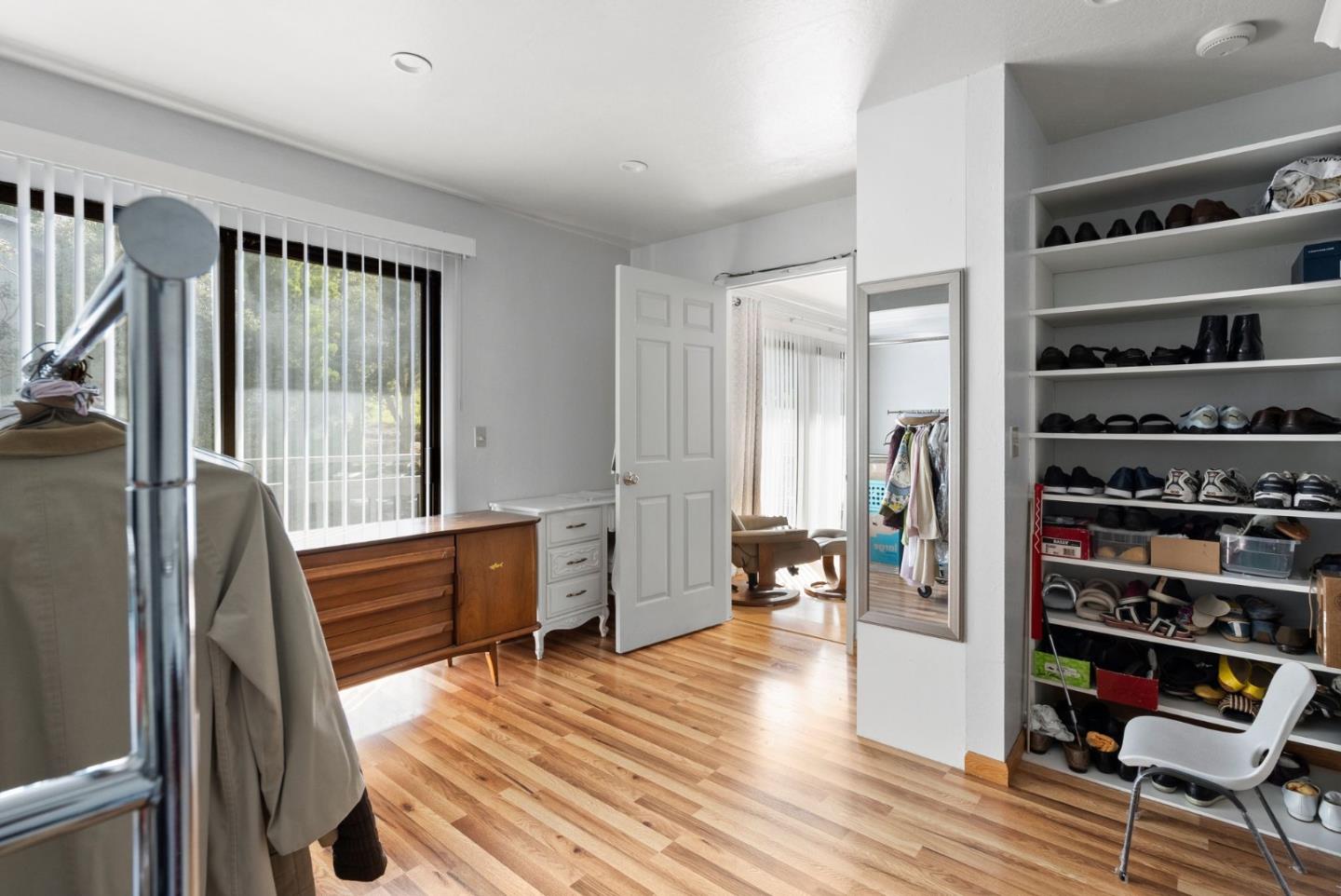 Detail Gallery Image 21 of 29 For 40 Shelter Creek Ln, San Bruno,  CA 94066 - 5 Beds | 4 Baths