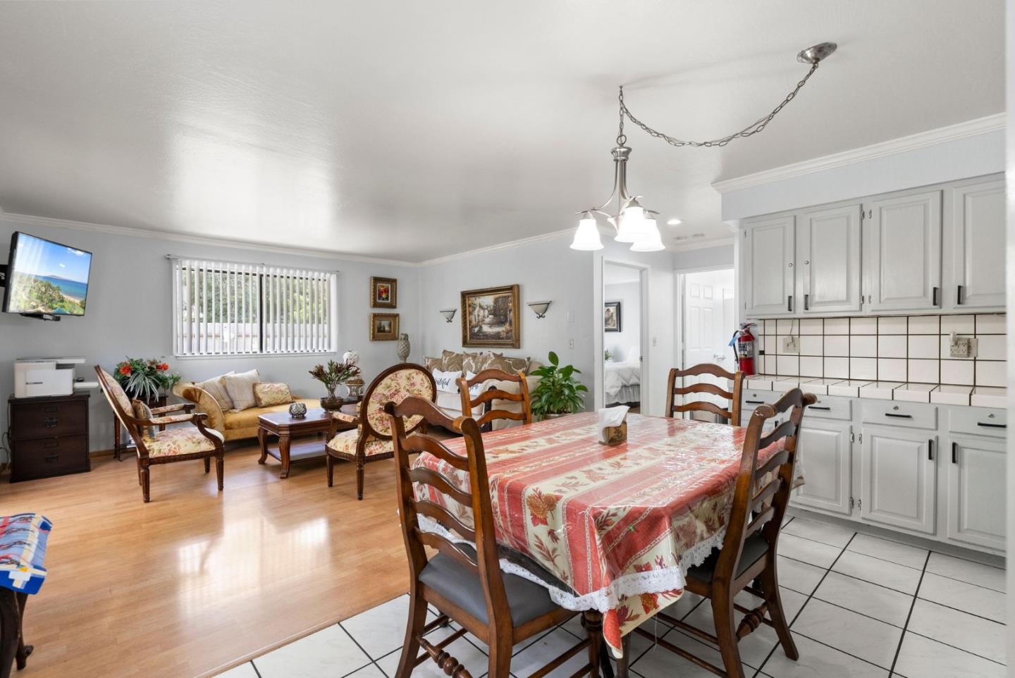 Detail Gallery Image 6 of 29 For 40 Shelter Creek Ln, San Bruno,  CA 94066 - 5 Beds | 4 Baths