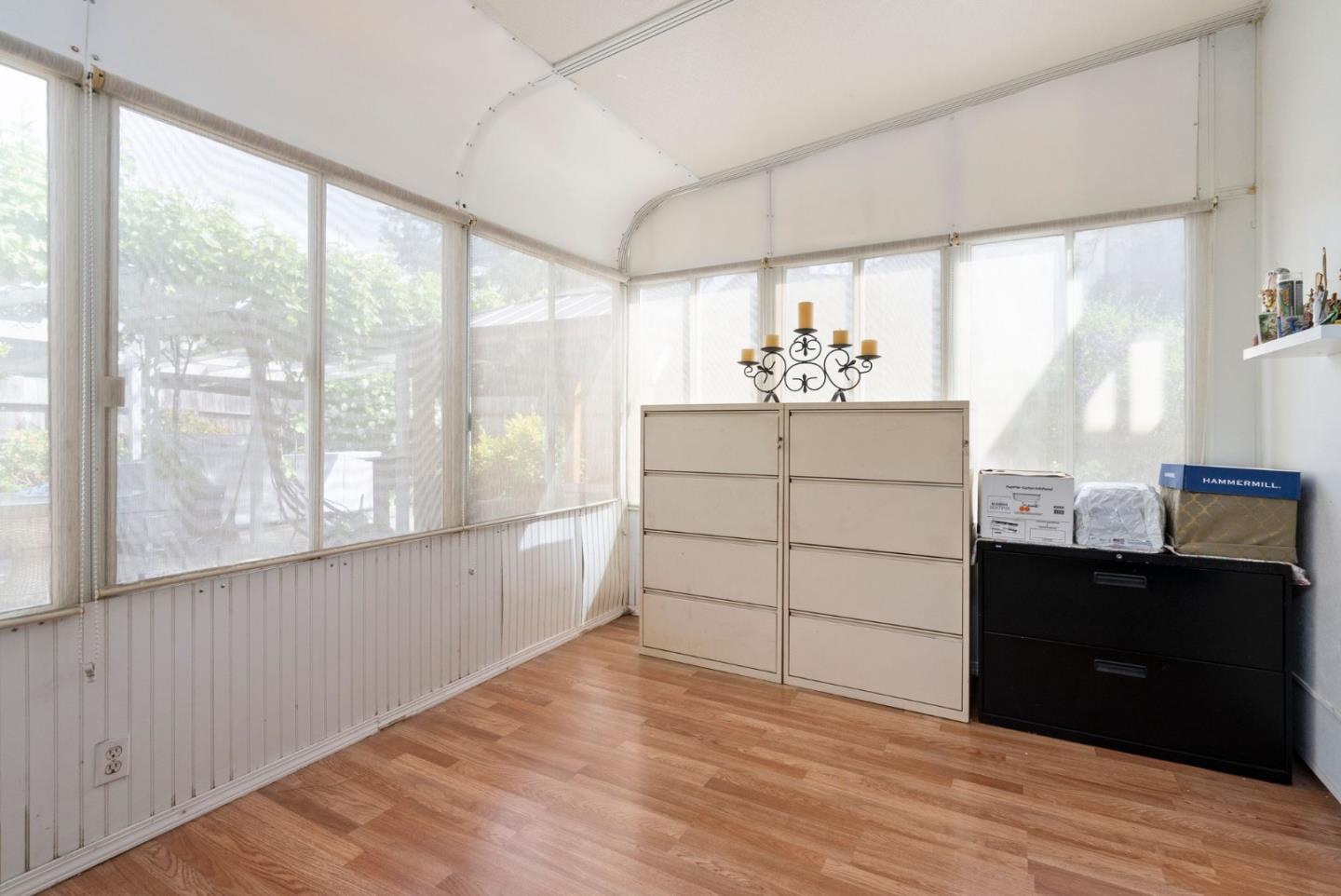 Detail Gallery Image 9 of 29 For 40 Shelter Creek Ln, San Bruno,  CA 94066 - 5 Beds | 4 Baths