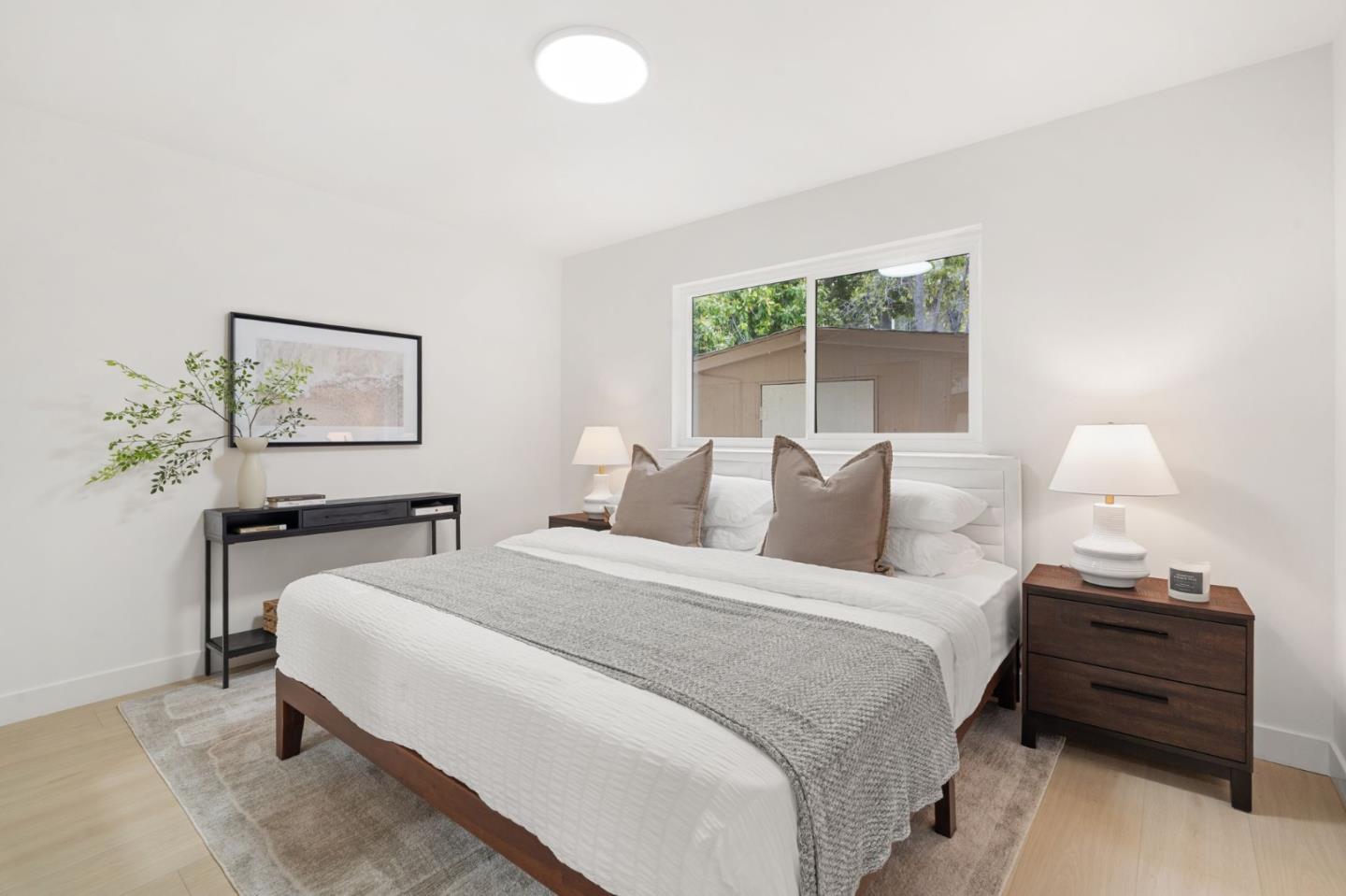 Detail Gallery Image 10 of 28 For 1947 San Luis #10,  Mountain View,  CA 94043 - 3 Beds | 2 Baths