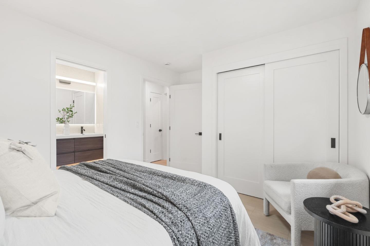 Detail Gallery Image 15 of 28 For 1947 San Luis #10,  Mountain View,  CA 94043 - 3 Beds | 2 Baths