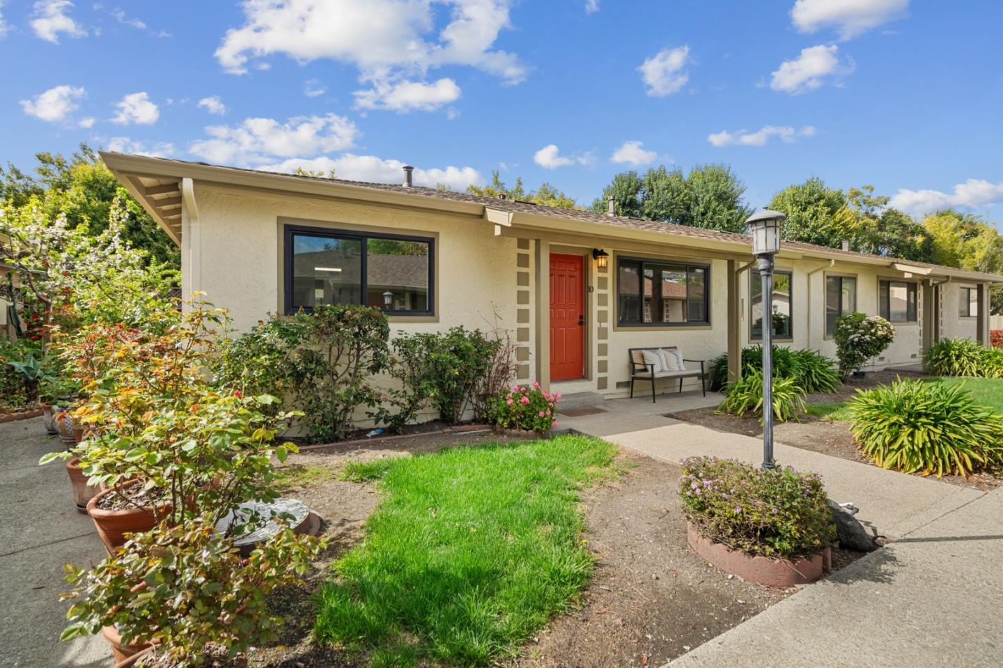 Detail Gallery Image 26 of 28 For 1947 San Luis #10,  Mountain View,  CA 94043 - 3 Beds | 2 Baths