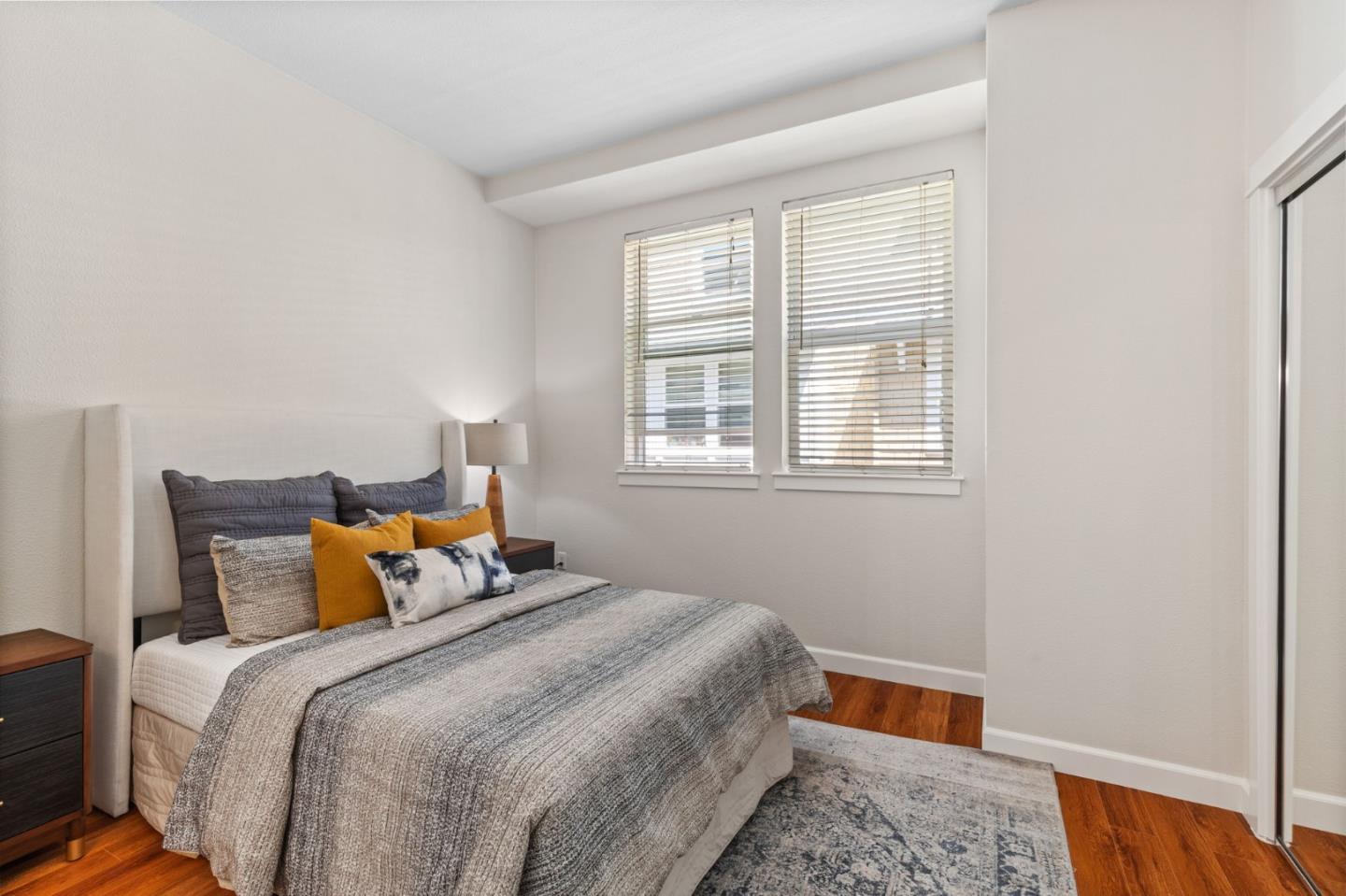 Detail Gallery Image 15 of 28 For 265 Kentdale Pl, San Jose,  CA 95126 - 4 Beds | 2/1 Baths