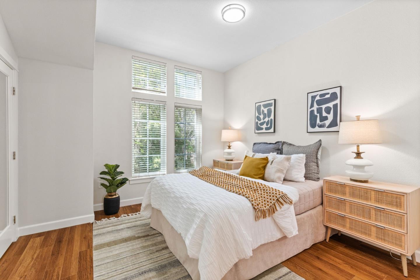 Detail Gallery Image 18 of 28 For 265 Kentdale Pl, San Jose,  CA 95126 - 4 Beds | 2/1 Baths