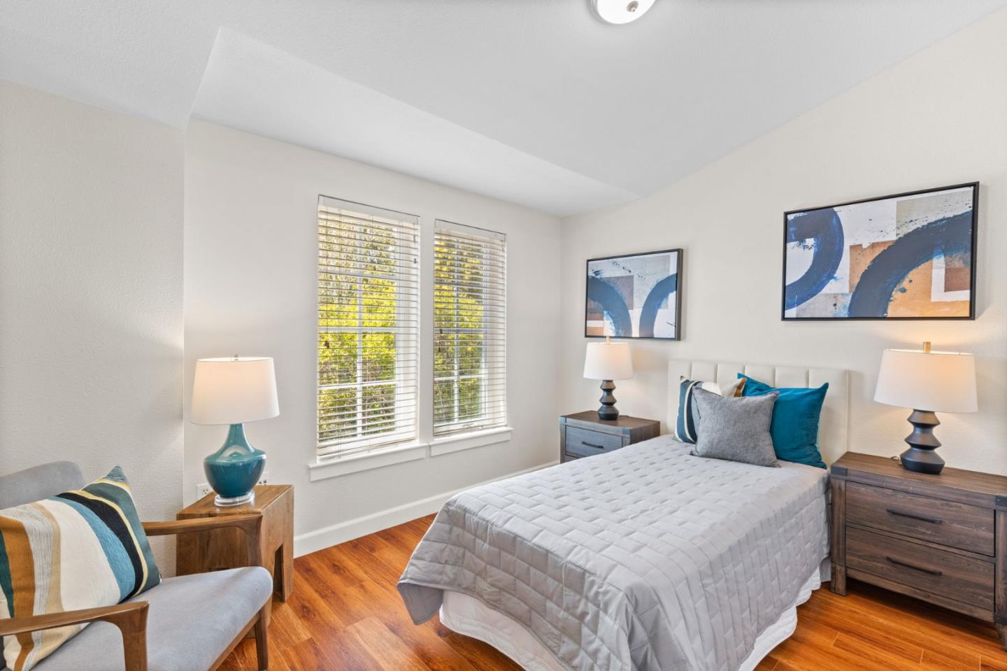 Detail Gallery Image 23 of 28 For 265 Kentdale Pl, San Jose,  CA 95126 - 4 Beds | 2/1 Baths