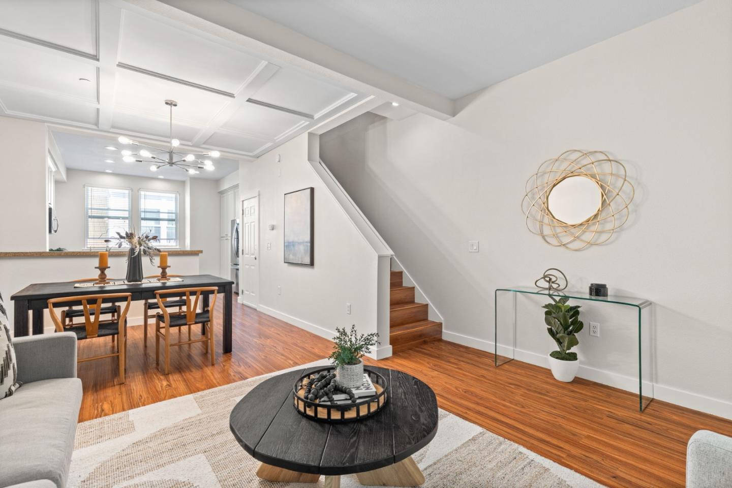 Detail Gallery Image 6 of 28 For 265 Kentdale Pl, San Jose,  CA 95126 - 4 Beds | 2/1 Baths