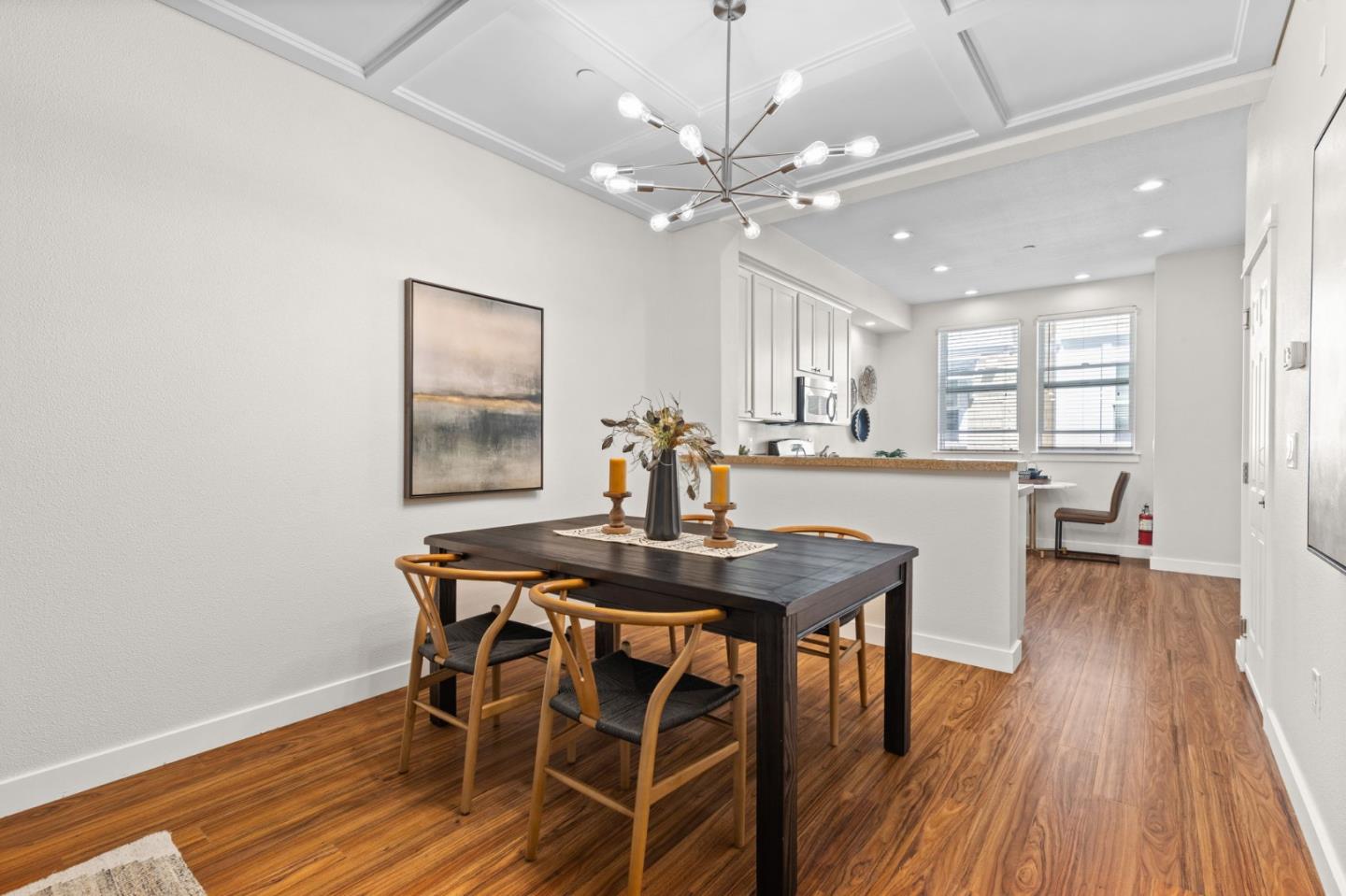 Detail Gallery Image 7 of 28 For 265 Kentdale Pl, San Jose,  CA 95126 - 4 Beds | 2/1 Baths
