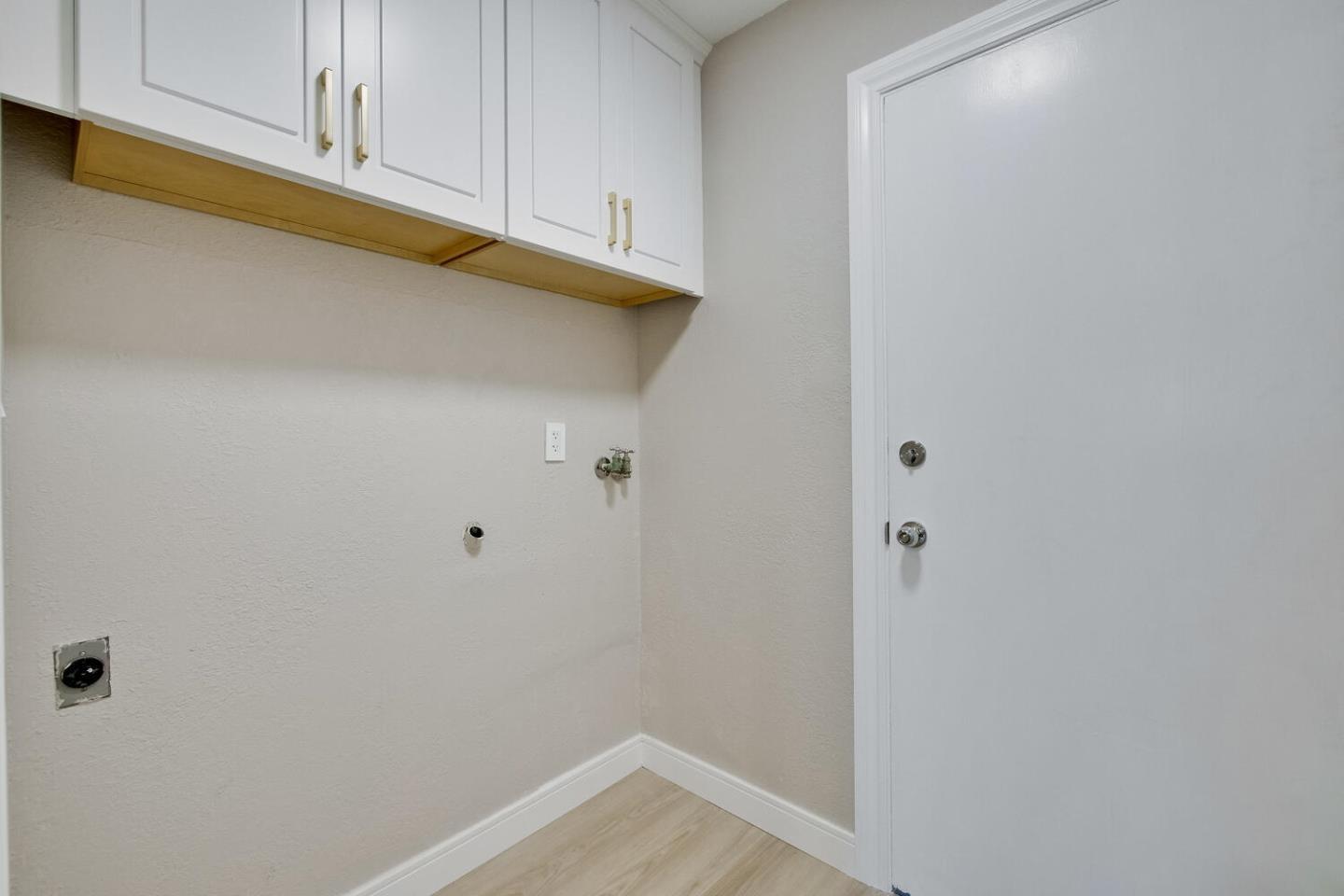 Detail Gallery Image 33 of 38 For 985 Reed Ave, Sunnyvale,  CA 94086 - 4 Beds | 2 Baths