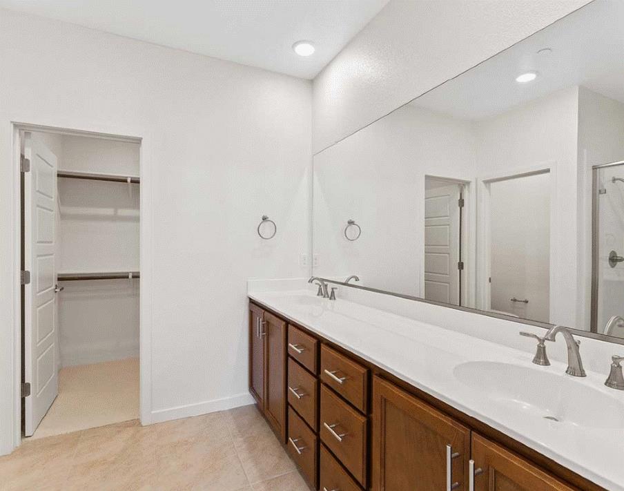 Detail Gallery Image 7 of 7 For 6689 Optimum Loop, San Jose,  CA 95119 - 4 Beds | 3/1 Baths