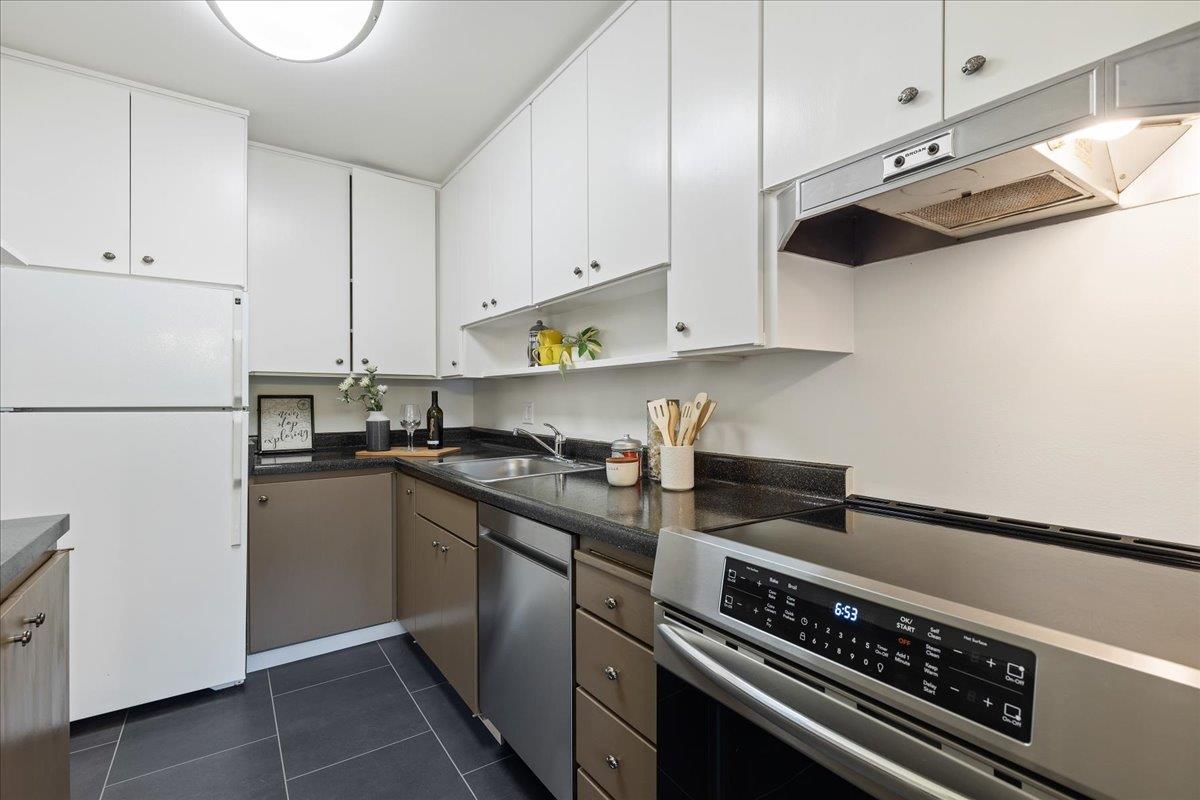 Detail Gallery Image 9 of 28 For 818 N Delaware St #310,  San Mateo,  CA 94401 - 1 Beds | 1 Baths