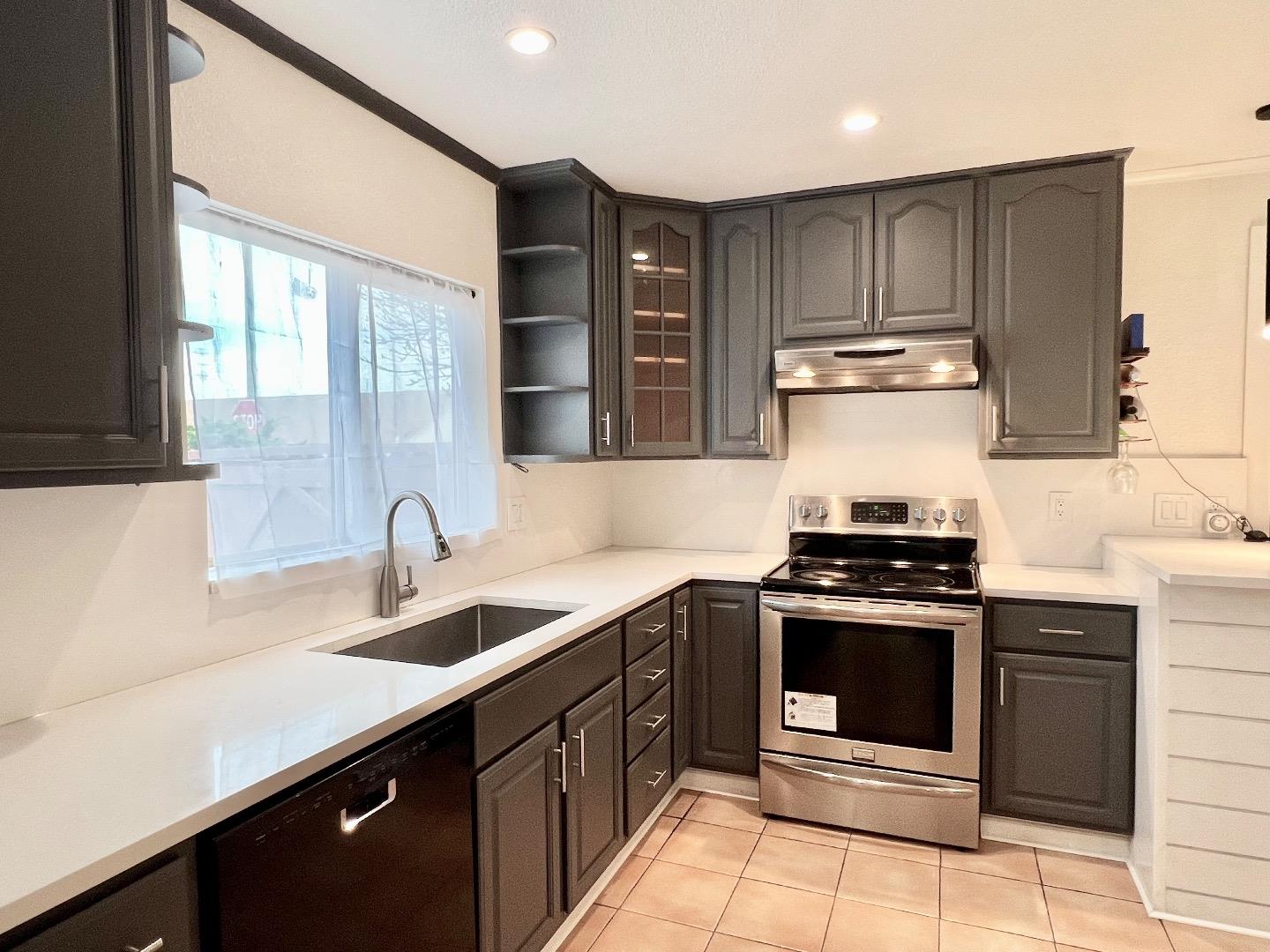 Detail Gallery Image 30 of 50 For 1151 Leeward Dr, San Jose,  CA 95122 - 4 Beds | 2 Baths