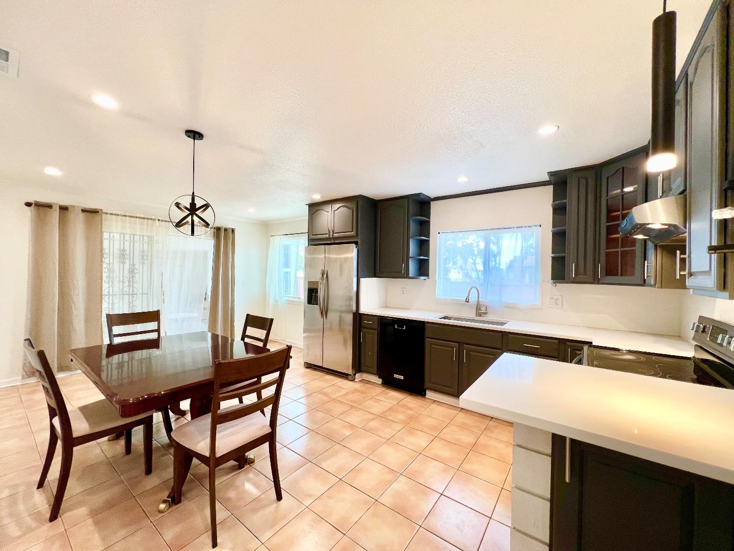 Detail Gallery Image 33 of 50 For 1151 Leeward Dr, San Jose,  CA 95122 - 4 Beds | 2 Baths