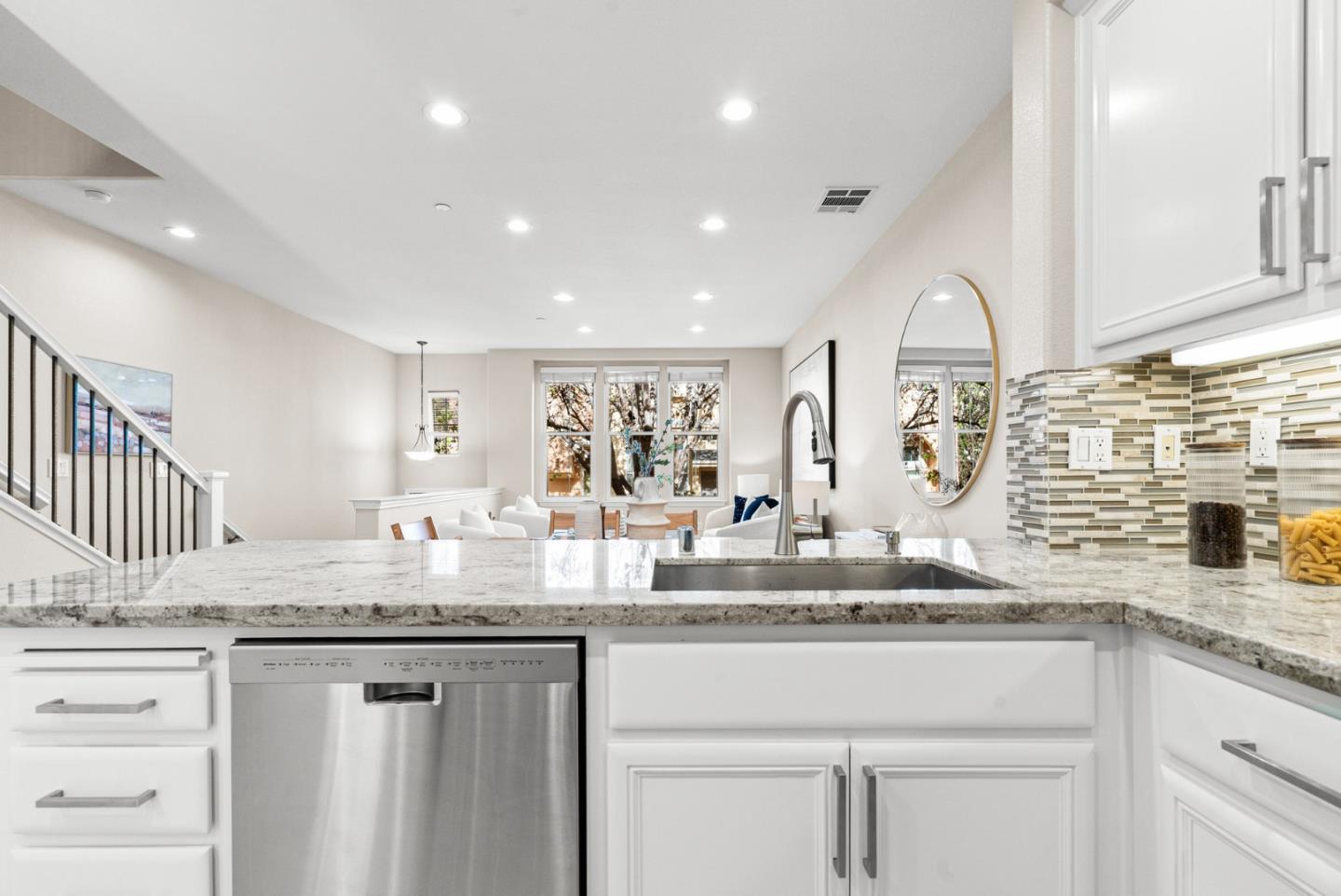Detail Gallery Image 17 of 47 For 821 Transill Cir, Santa Clara,  CA 95054 - 3 Beds | 3 Baths