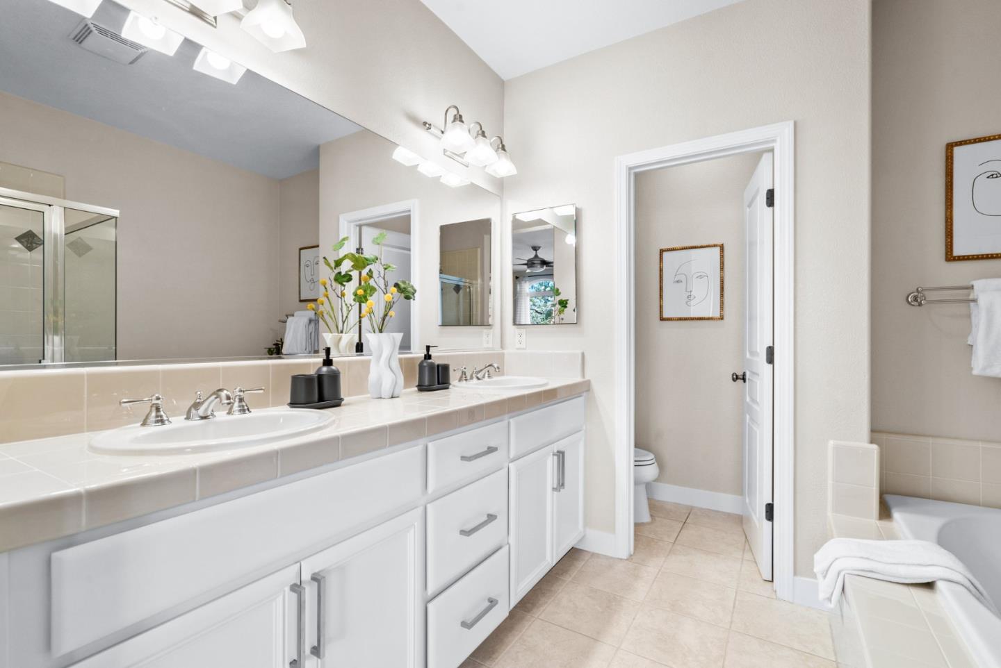 Detail Gallery Image 29 of 47 For 821 Transill Cir, Santa Clara,  CA 95054 - 3 Beds | 3 Baths