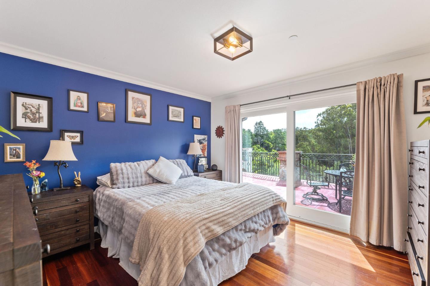 Detail Gallery Image 24 of 54 For 40 Cinnamon Ct, Hillsborough,  CA 94010 - 5 Beds | 4/1 Baths