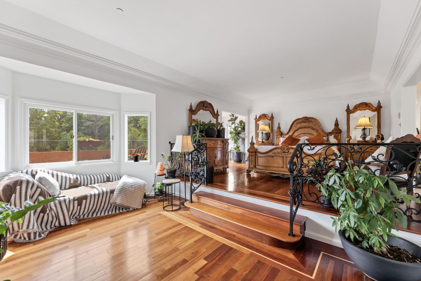 Detail Gallery Image 41 of 54 For 40 Cinnamon Ct, Hillsborough,  CA 94010 - 5 Beds | 4/1 Baths